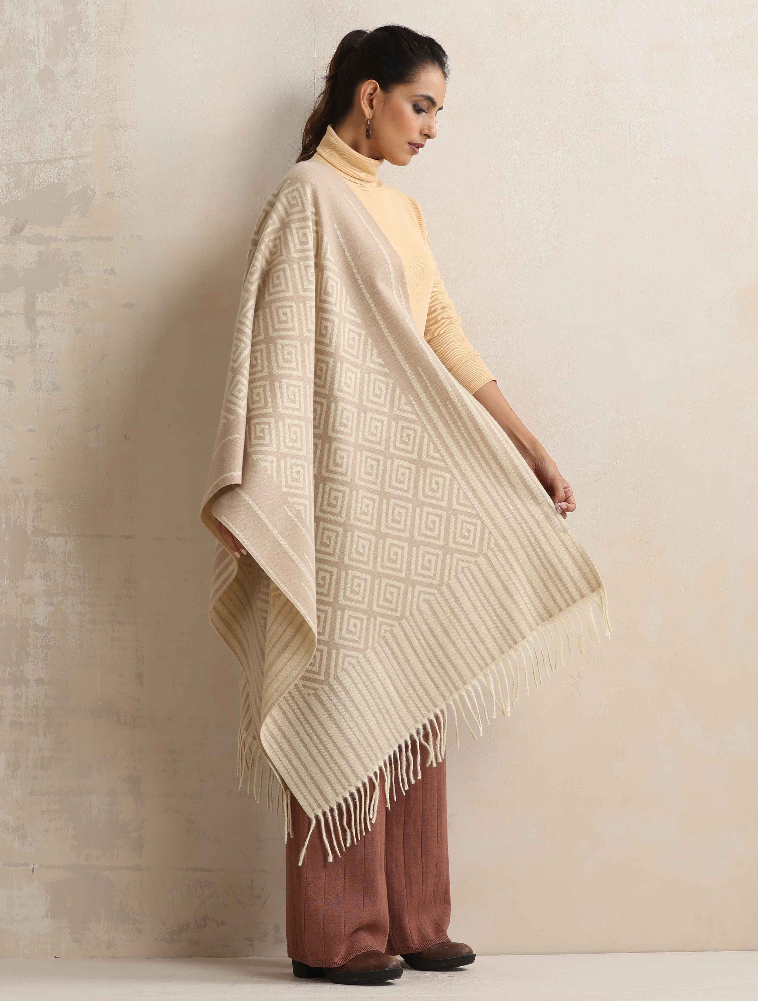 trueBrowns Beige Geometric Woollen Stole - Distacart