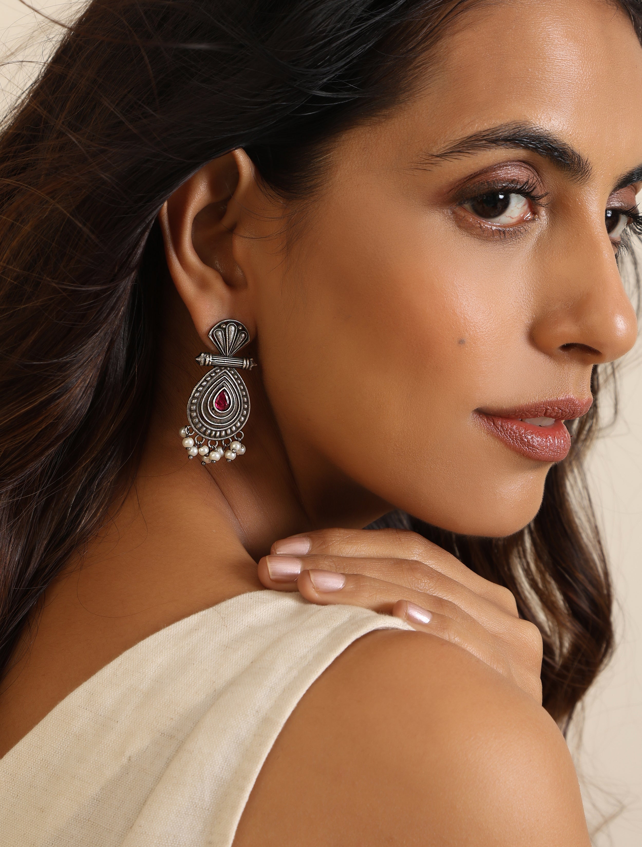 trueBrowns Silver Pearl Bead Earrings - Distacart