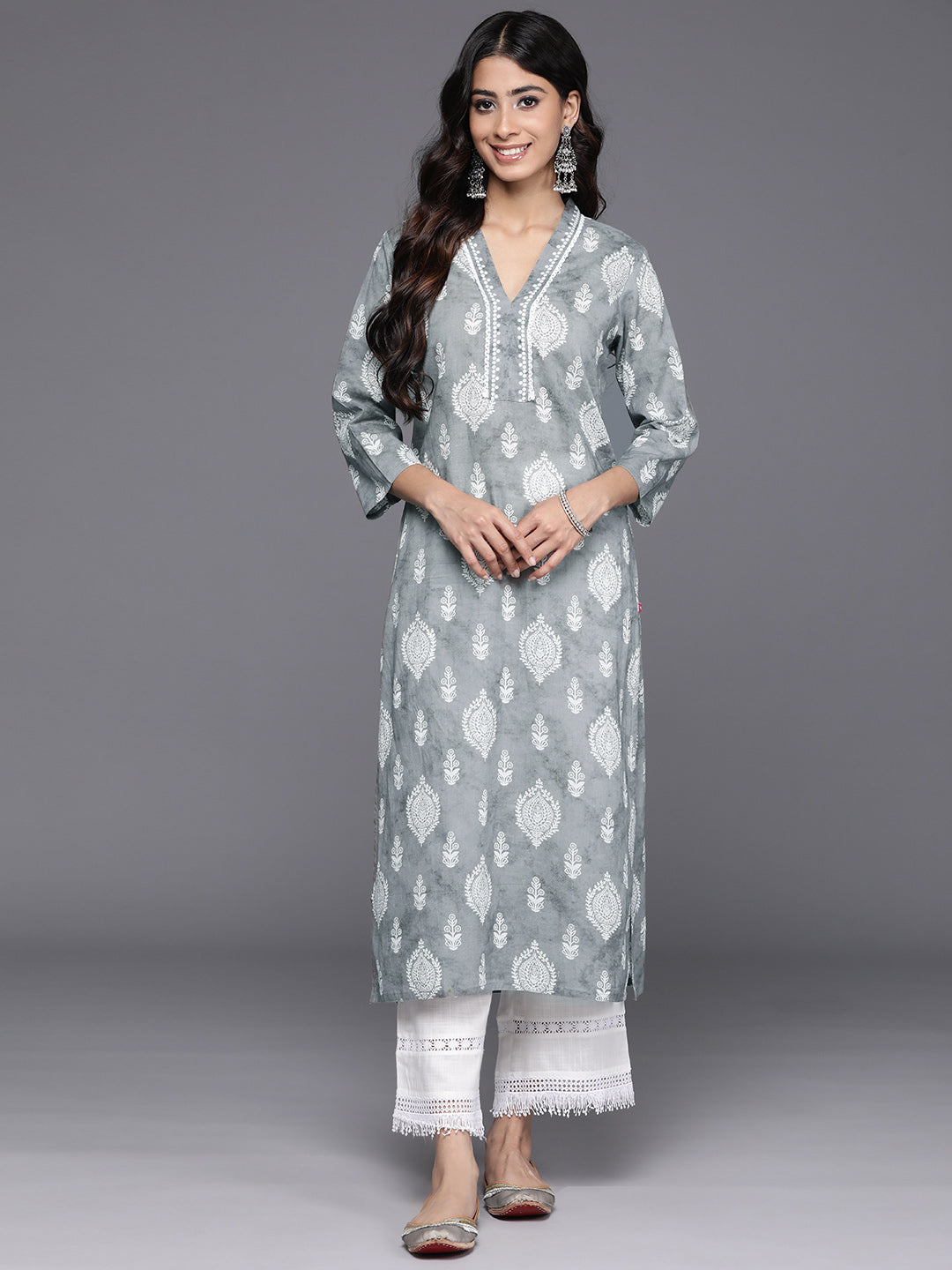 Varanga Women Grey 3/4Th Sleeve, V Neck Collared Kurta - Distacart