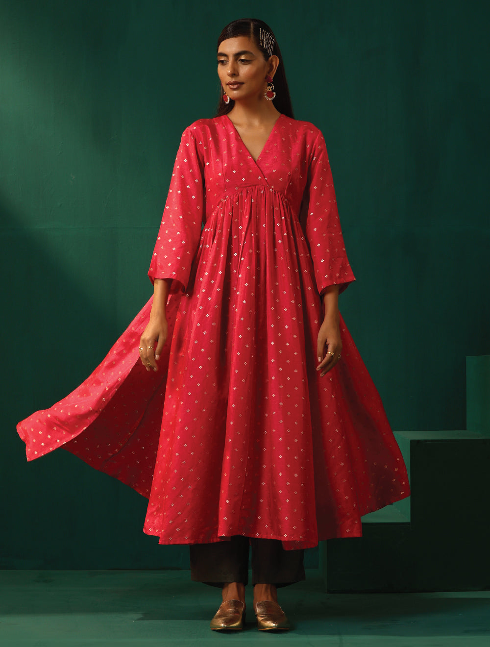 trueBrowns Pink Square Viscose Silk V-Neck Waist Gathered Kurta Pant Set - Distacart