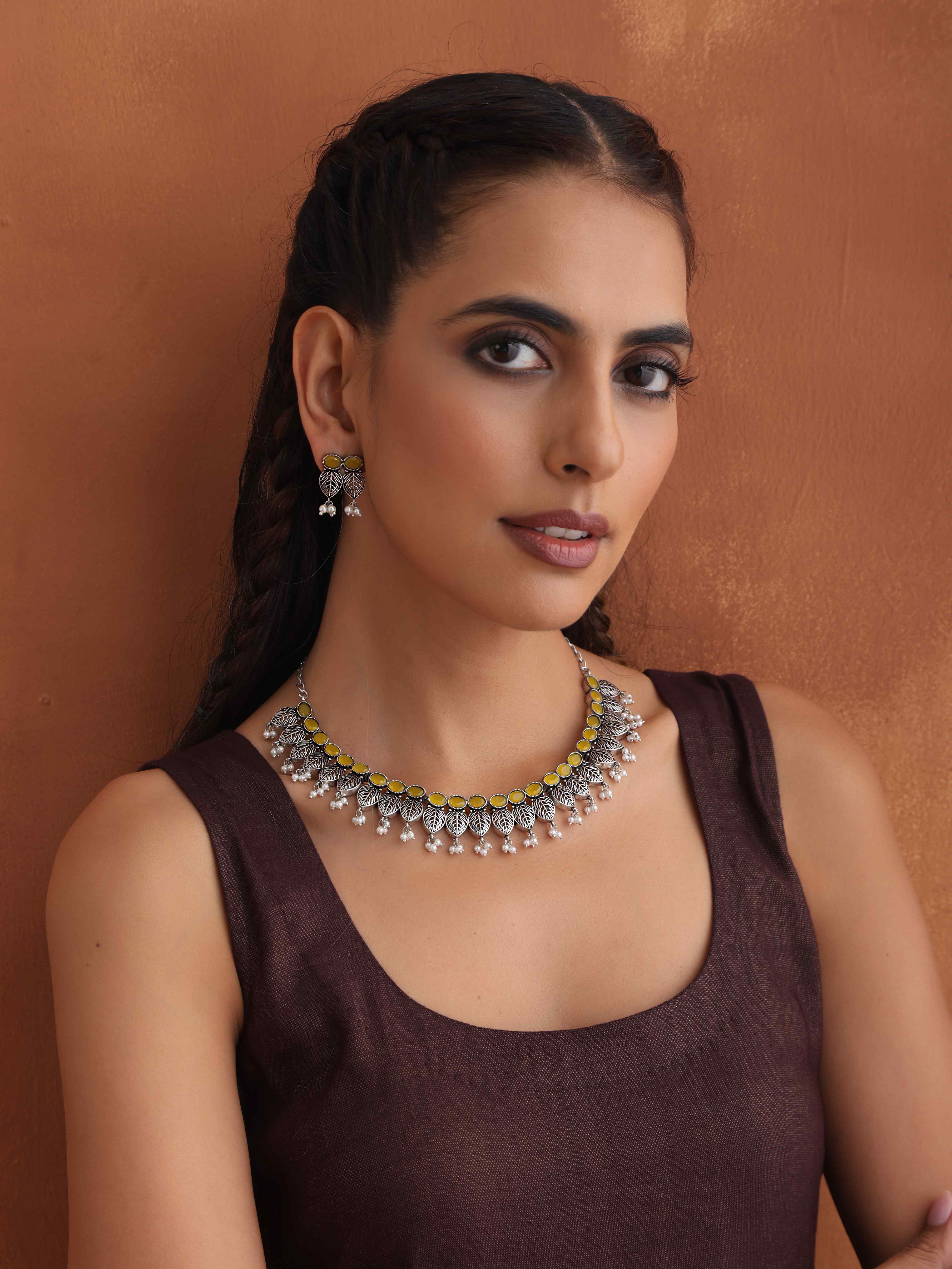 trueBrowns Silver Tone Stone Necklace Set - Distacart