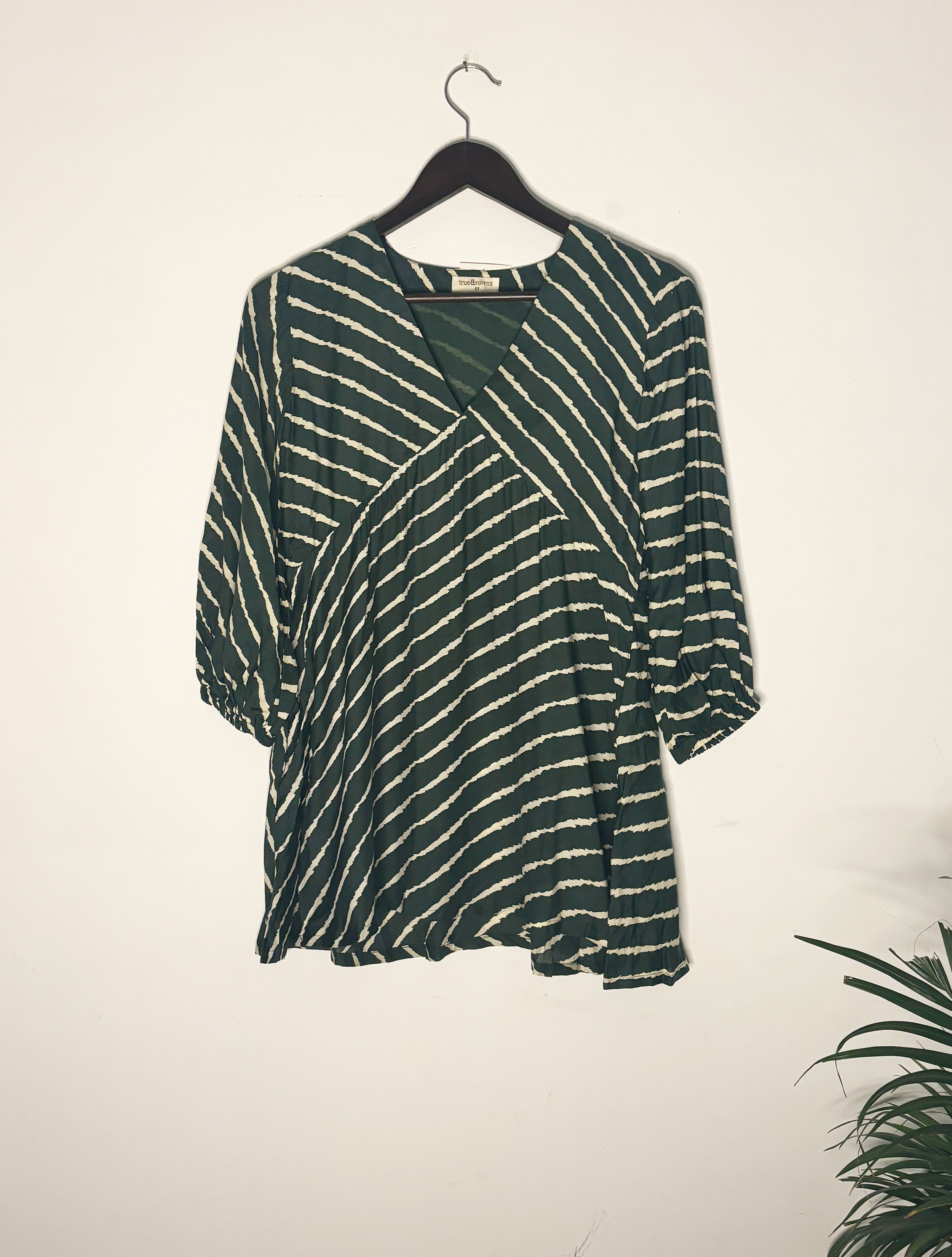 trueBrowns Green Lehariya Top - Distacart