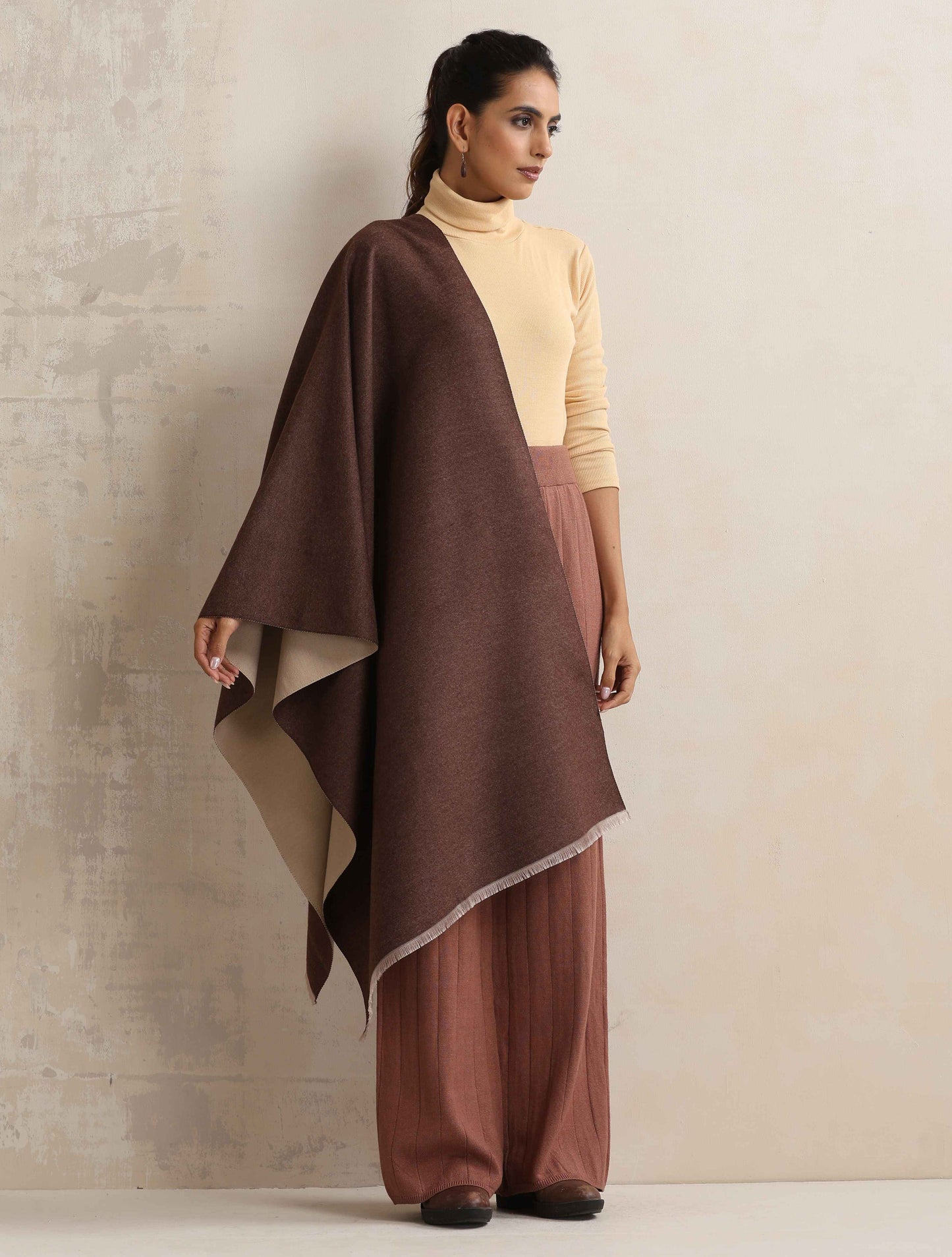 trueBrowns Dark Brown Reversible Woollen Stole - Distacart