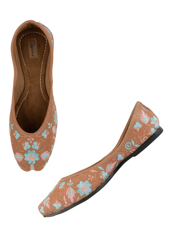 Desi Colour Women Indian Ethnic Footwear-Cushioned Peach Floral - Distacart