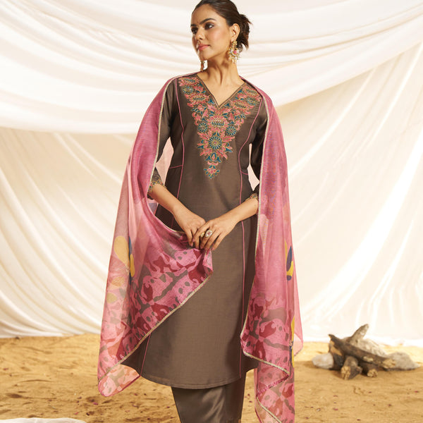 BulBul Women Brown Embroidered Premium Silk Straight-Shoulder Cut Suit With Dupatta