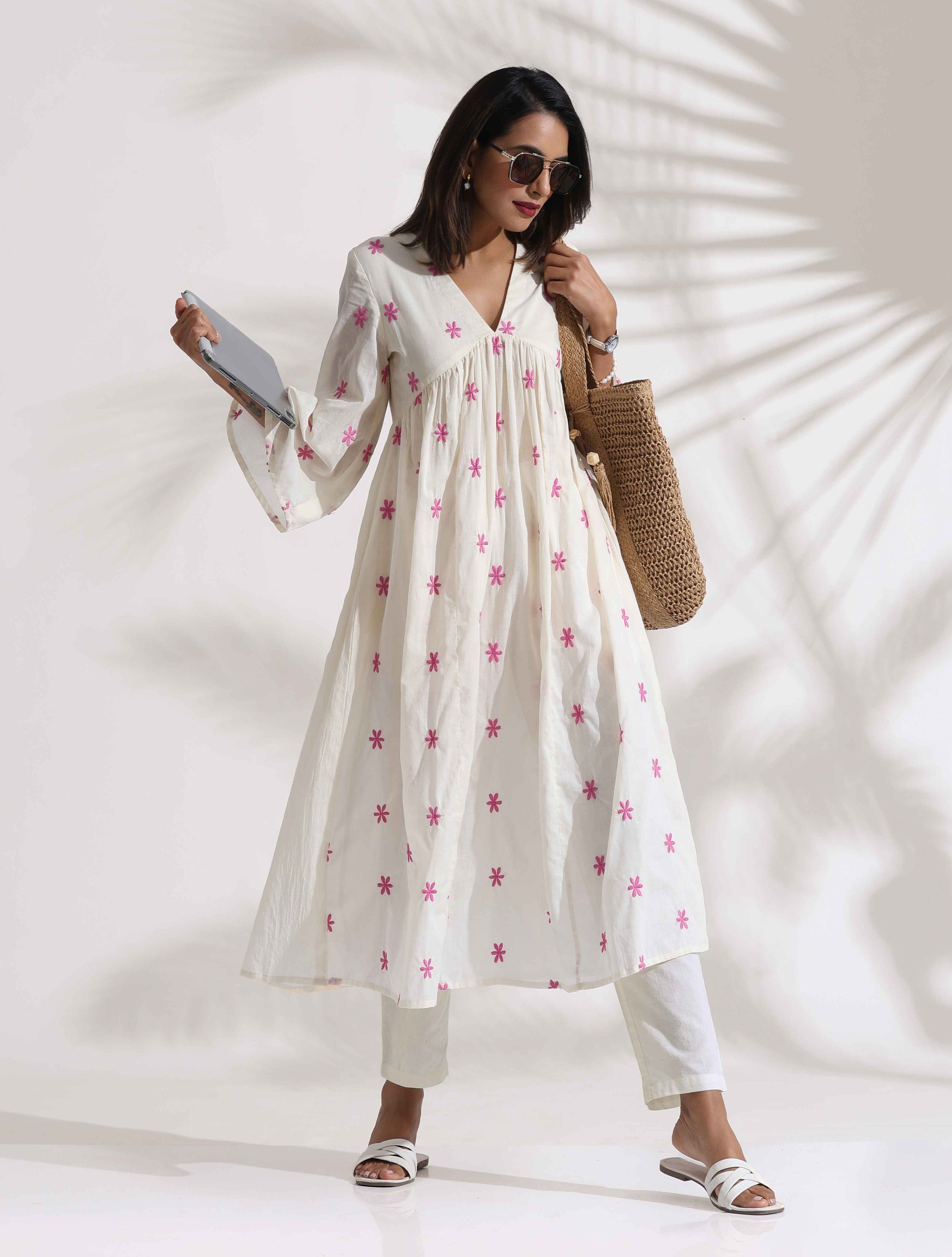 trueBrowns Off-White Cotton Floral Embroidered Flared Kurta Set - Distacart