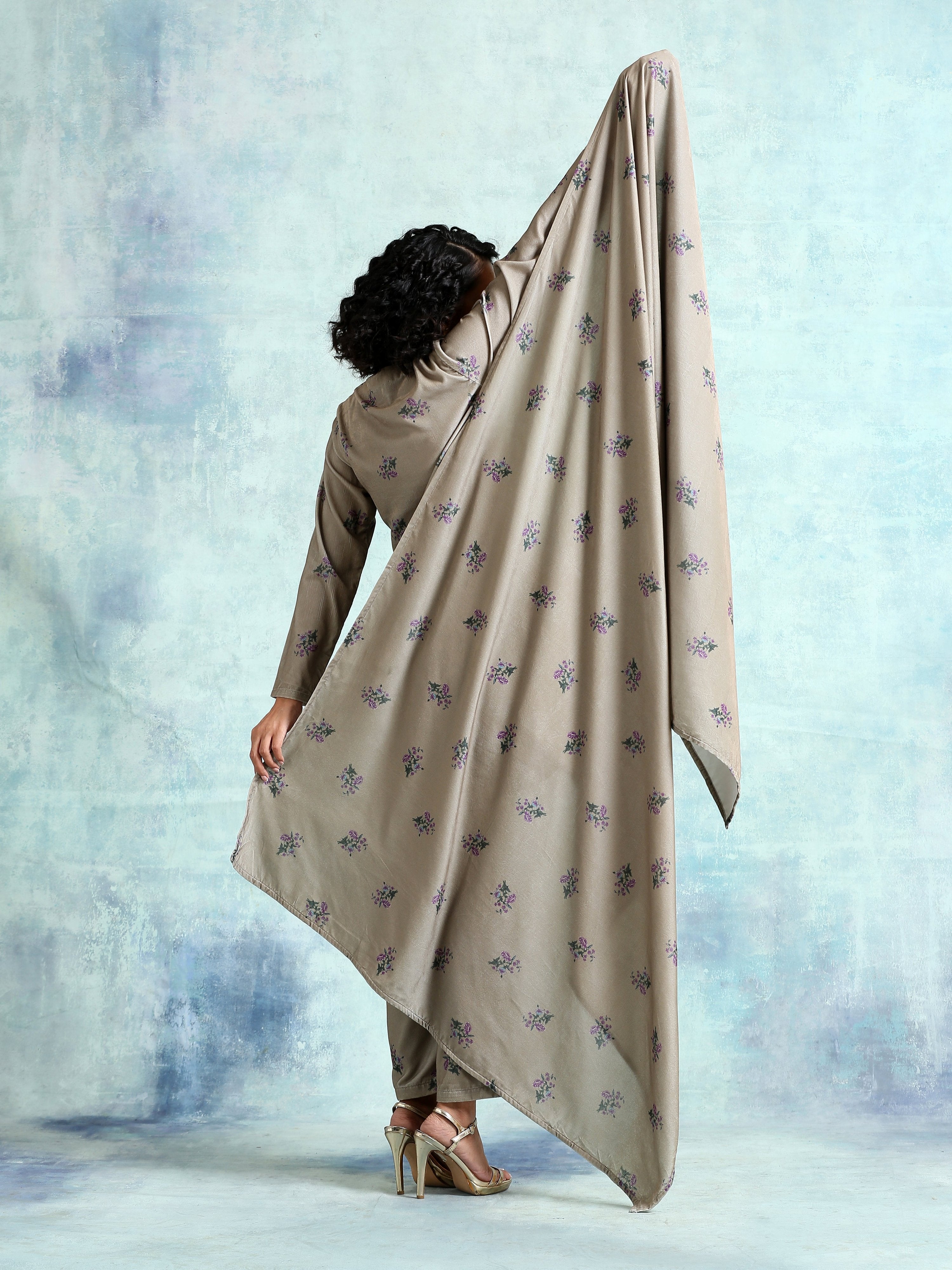 trueBrowns Sage Printed Velvet Shawl - Distacart