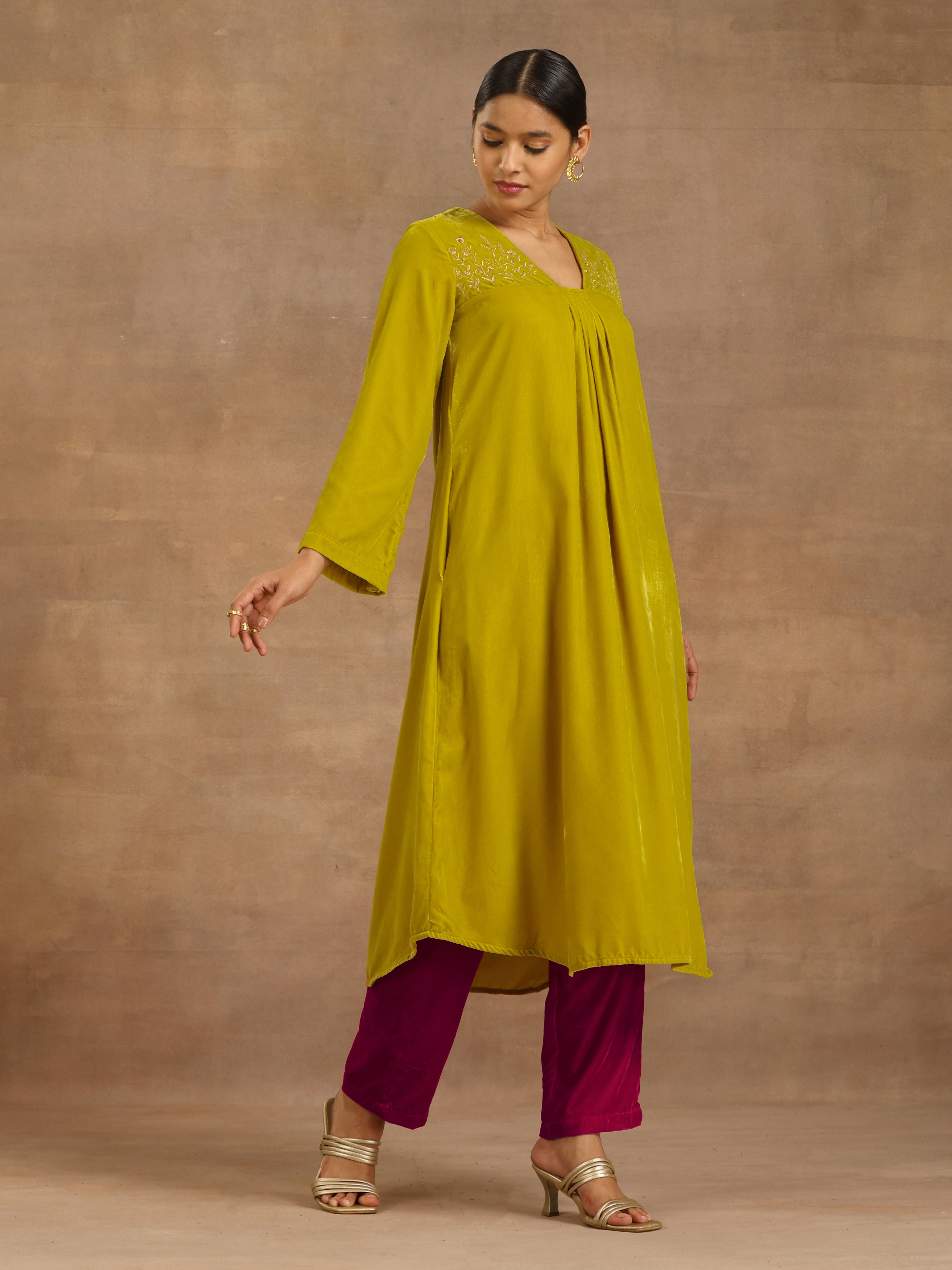 trueBrowns Lime Velvet Yoke Embroidered Kurta - Distacart