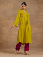 Thumbnail for trueBrowns Lime Velvet Yoke Embroidered Kurta - Distacart