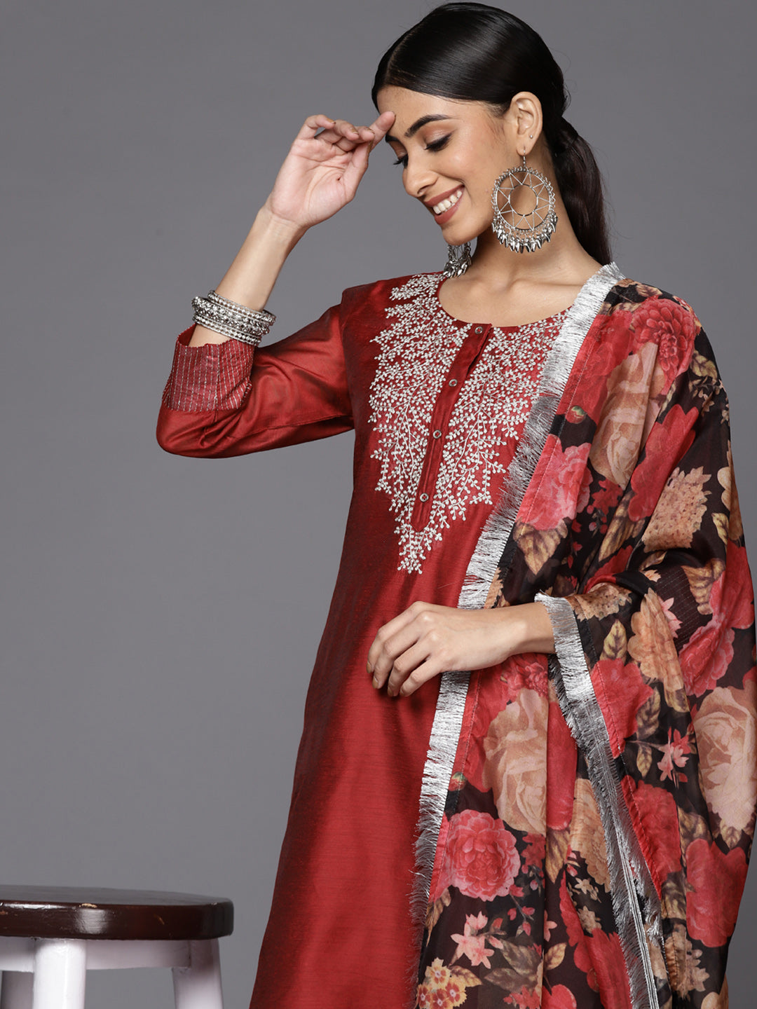 Varanga Red Embroidered Kurta With Tonal Trouser And Printed Dupattta - Distacart
