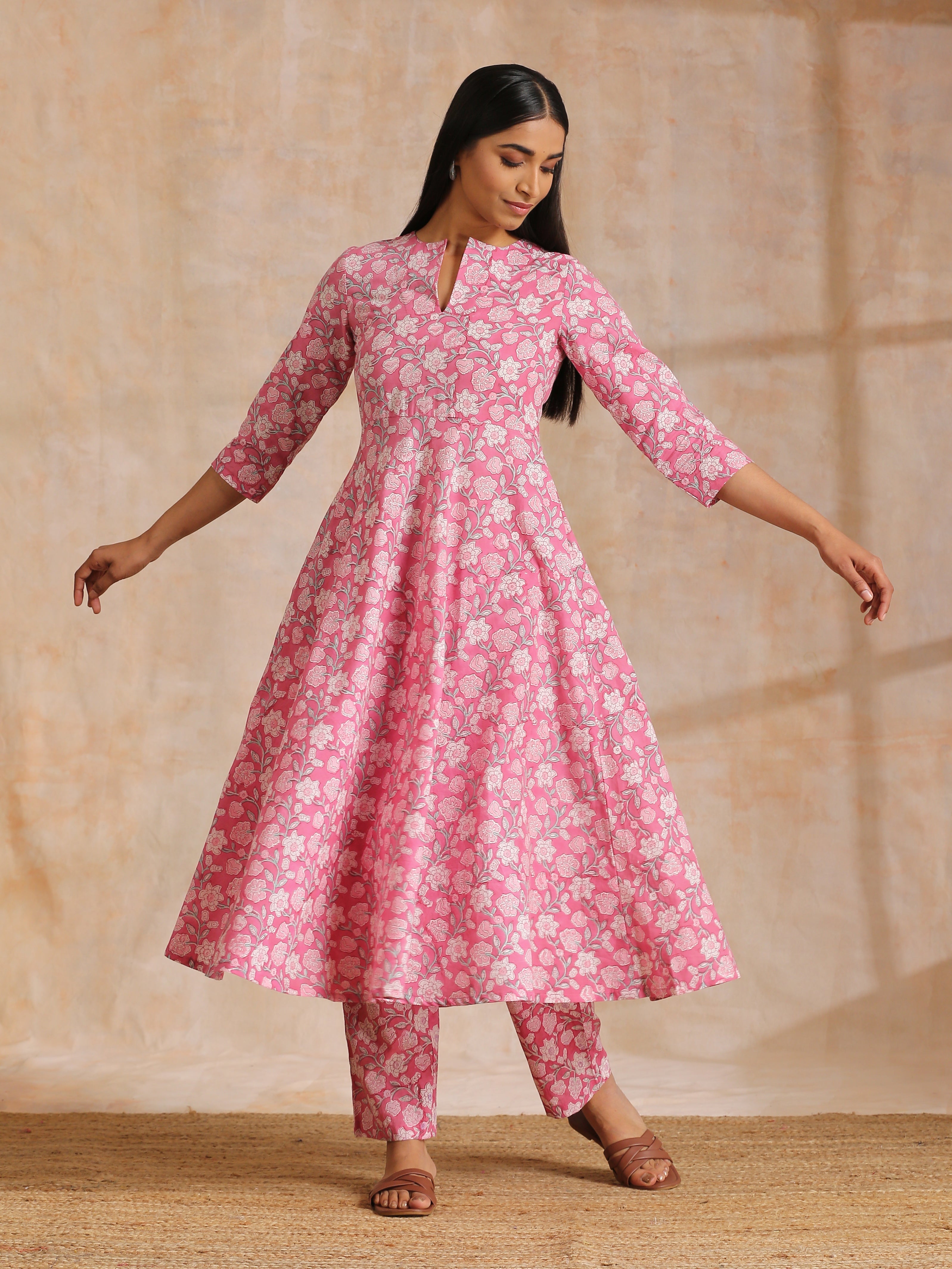 trueBrowns Pink Overall Floral Block Print Cotton Flared Kurta Pant Set - Distacart