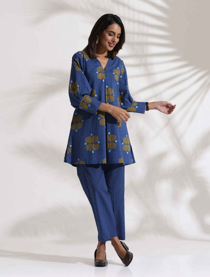 trueBrowns Blue Cotton Print Top & Pants Co-ord Set - Distacart