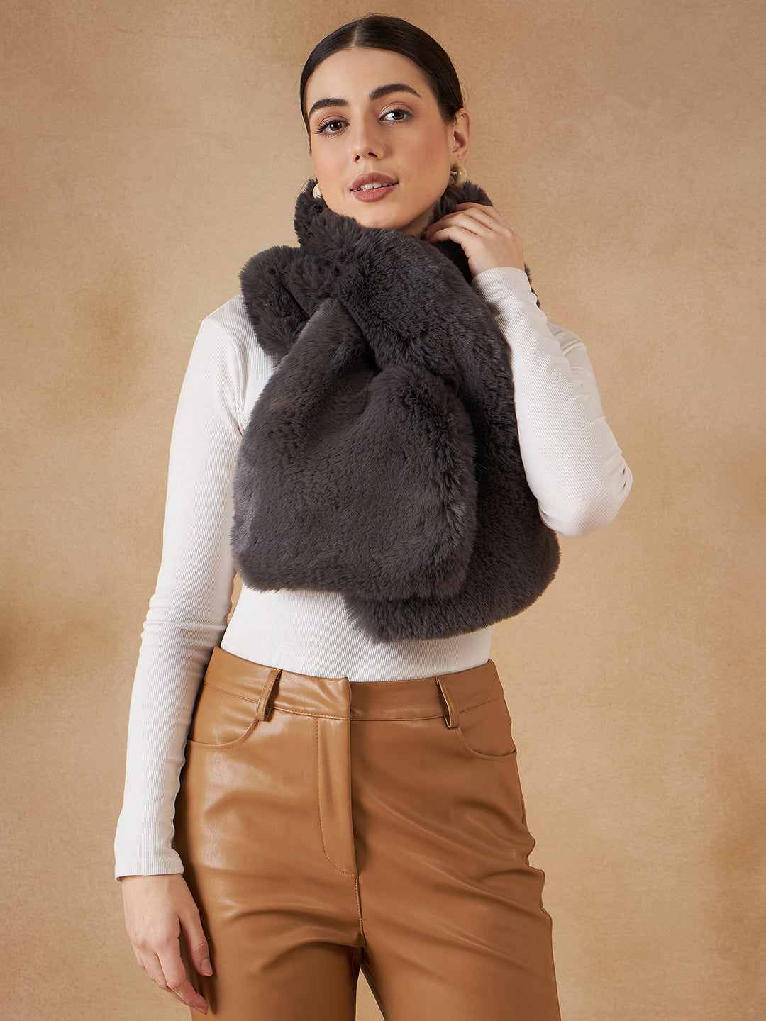 InWeave Slaty Grey Faux Fur Neck Warmer - Distacart