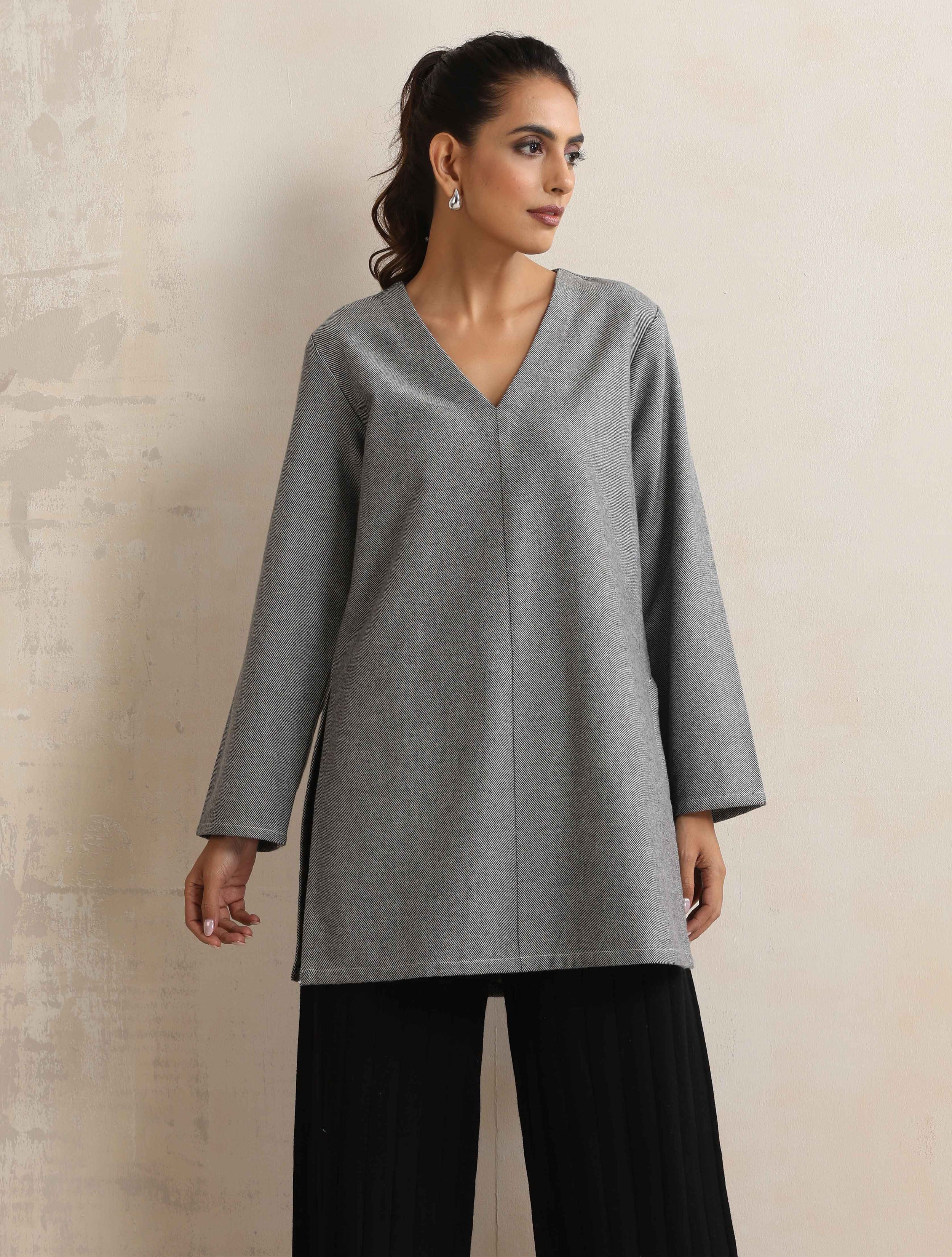 trueBrowns Grey Winter High Slit Top - Distacart