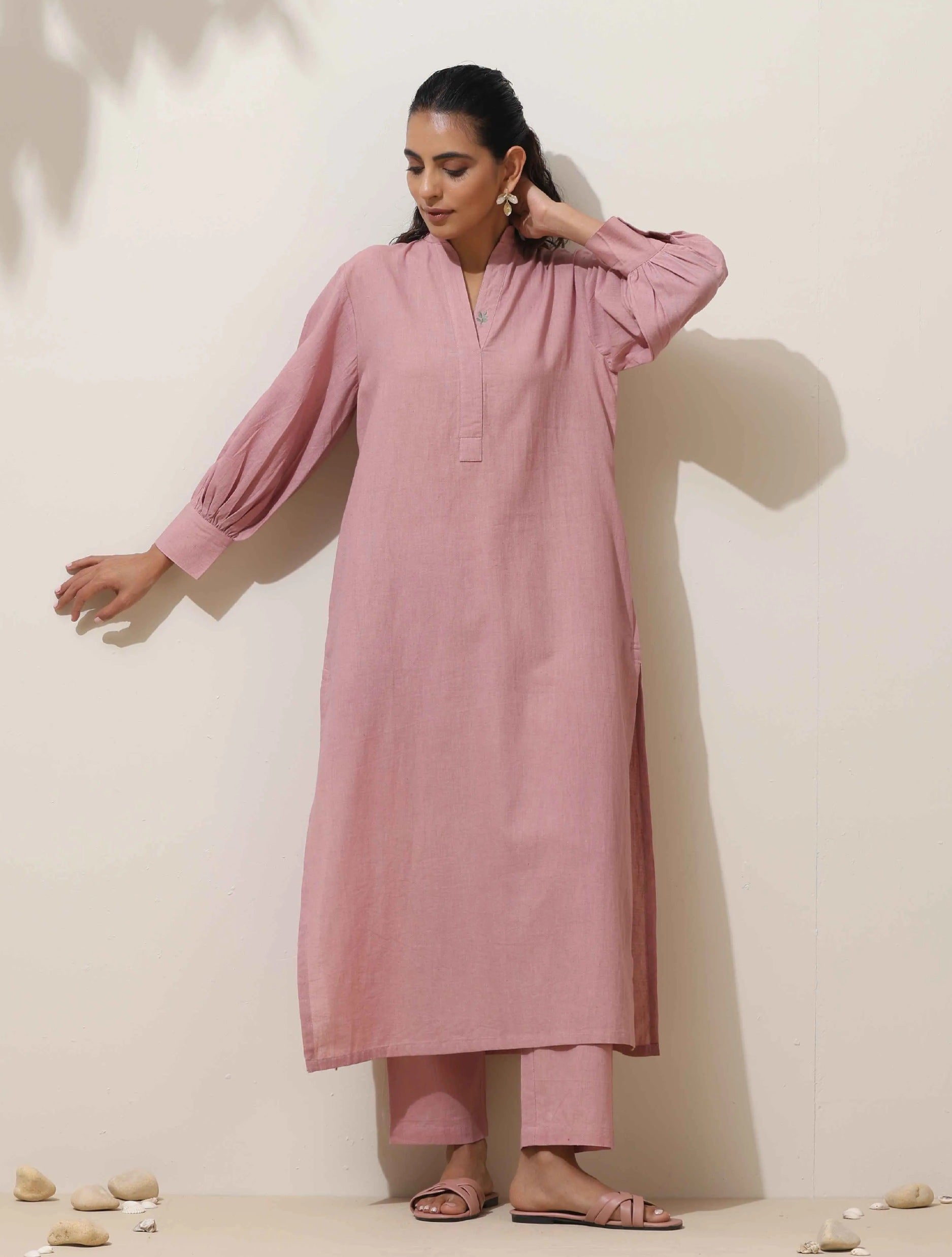 trueBrowns Pink Cotton Linen Kurta Pant Set - Distacart