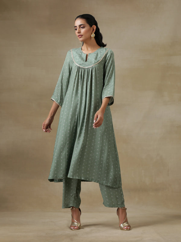 trueBrowns Light Green Bandhani Printed Silk Yoke Kurta Pant Set - Distacart