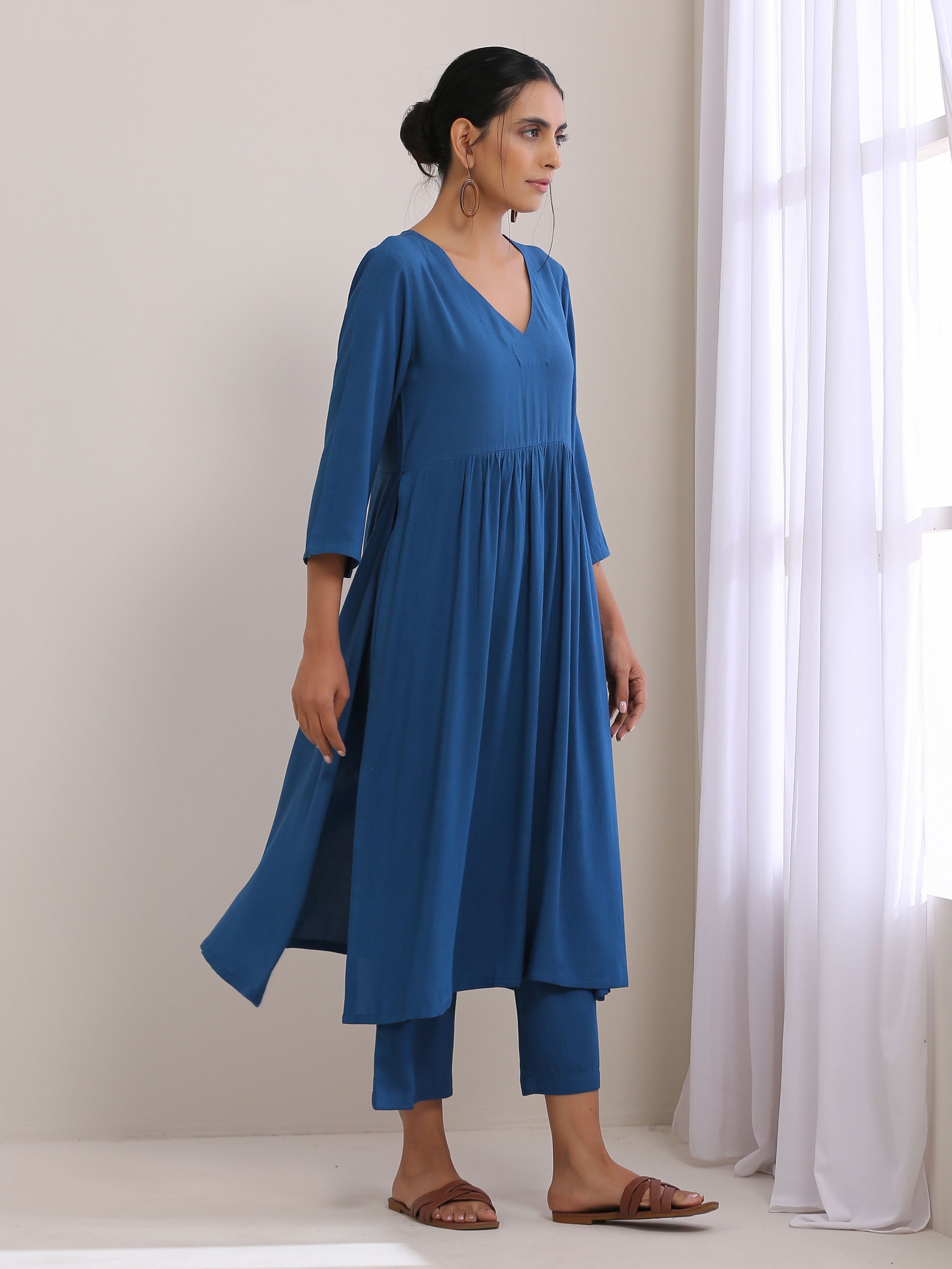 trueBrowns Classic Blue Dobby High Slit Gathered Kurta Set - Distacart