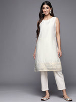 Thumbnail for Ahalyaa Women Off White & Gold-Toned Geometric Printed Kurta - Distacart