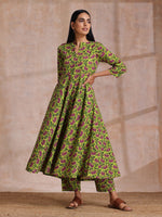 Thumbnail for trueBrowns Lime Green Overall Pink Floral Block Print Cotton Flared Kurta Pant Set - Distacart
