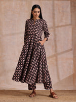 Thumbnail for trueBrowns Black Floral Bagru Print Cotton Flared Kurta Pant Set - Distacart