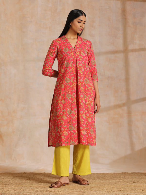 trueBrowns Flamingo Pink Overall Floral Block Print Cotton Slit Kurta Pant Set - Distacart