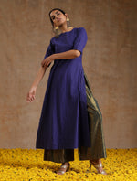 Thumbnail for trueBrowns Spectrum Blue Gold Cotton High Slit Kurta Set - Distacart