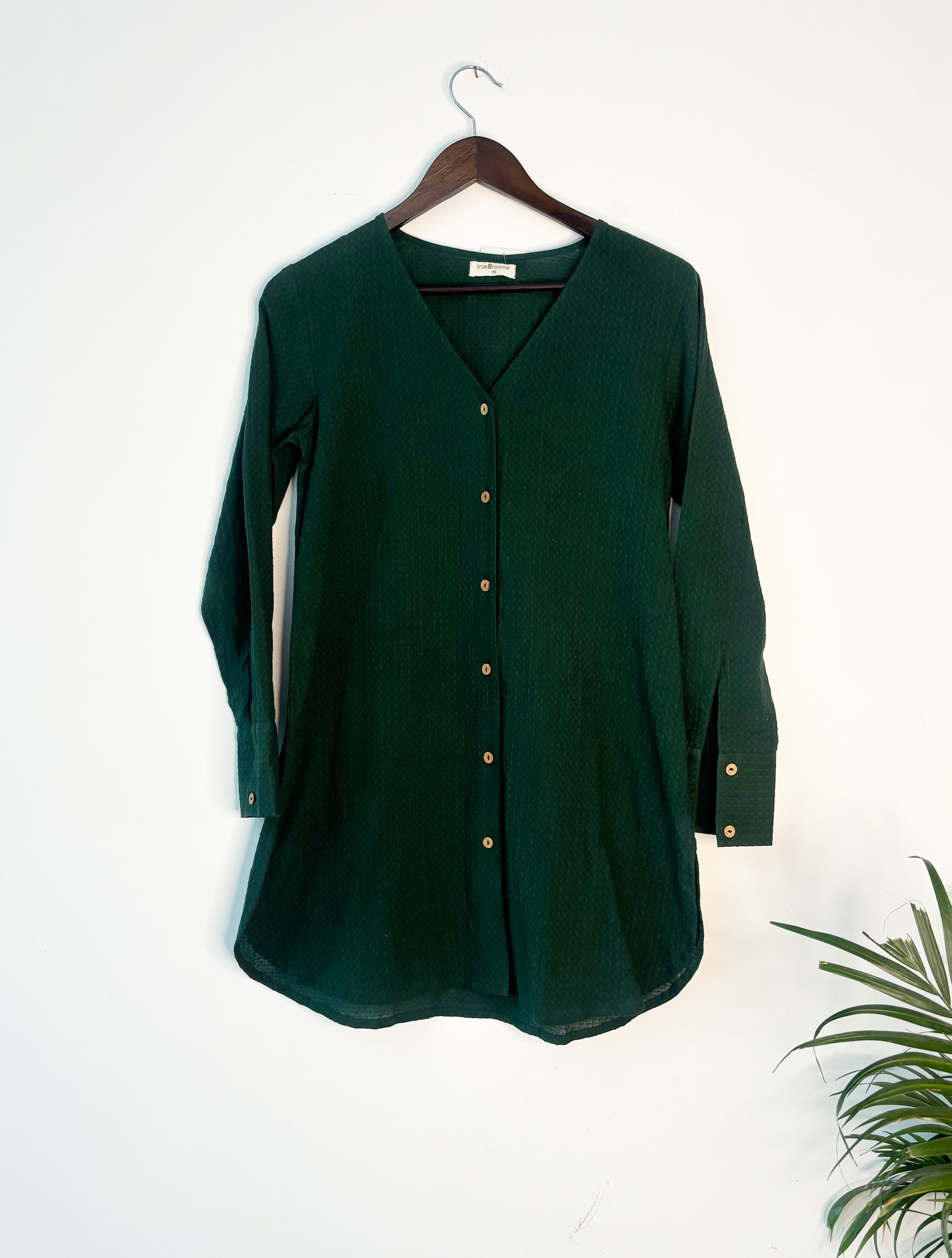 trueBrowns Dark Green Dobby Top - Distacart