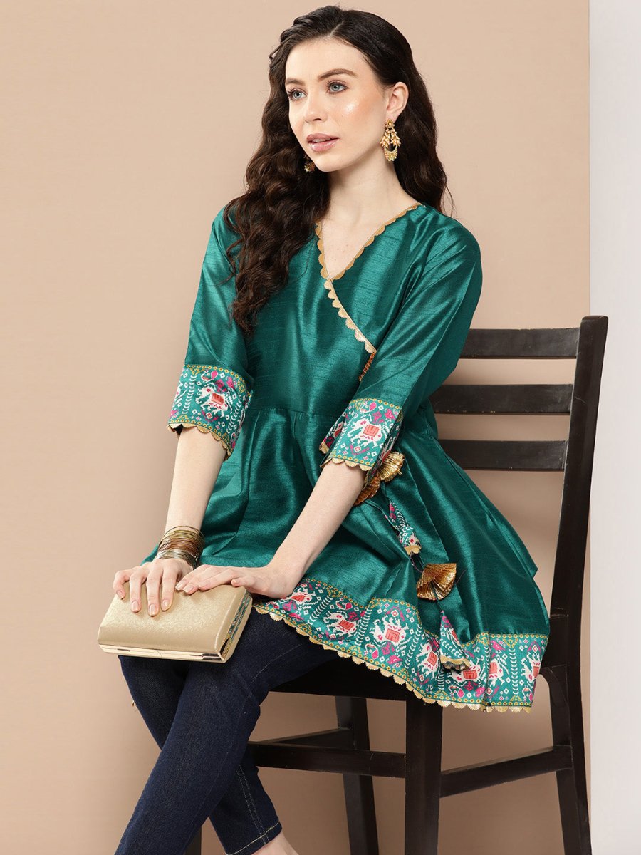 Ahalyaa Embroidered Ethnic Tunic - Distacart