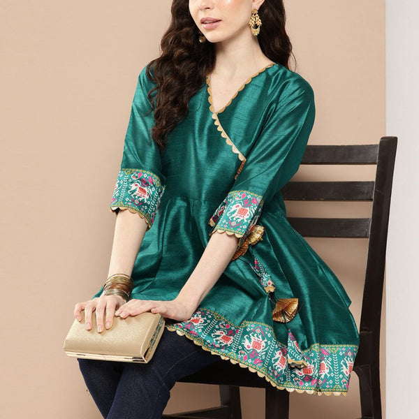 Ahalyaa Embroidered Ethnic Tunic - Distacart