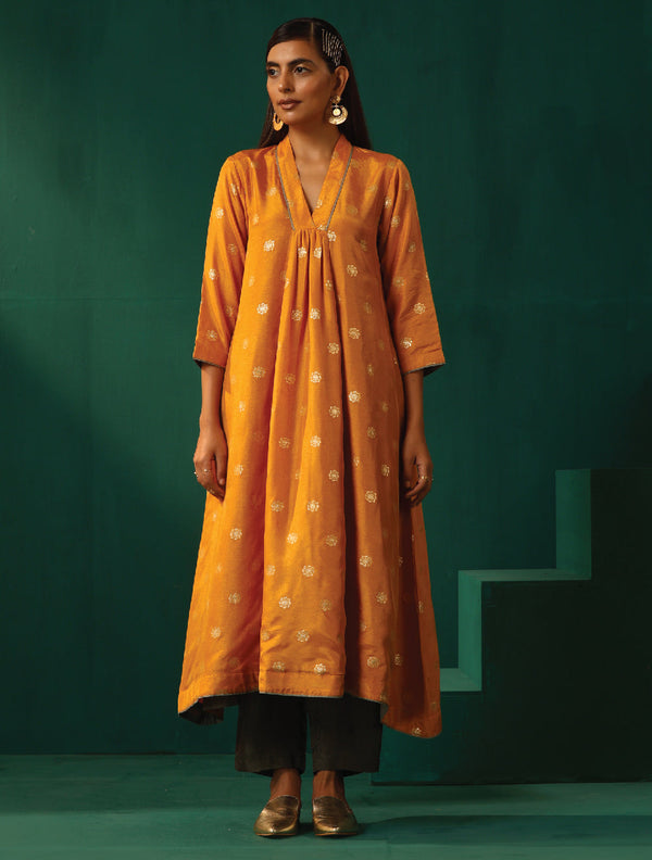 trueBrowns Mustard Geometric Floral Viscose Silk Front Gathered Kurta Pant Set - Distacart