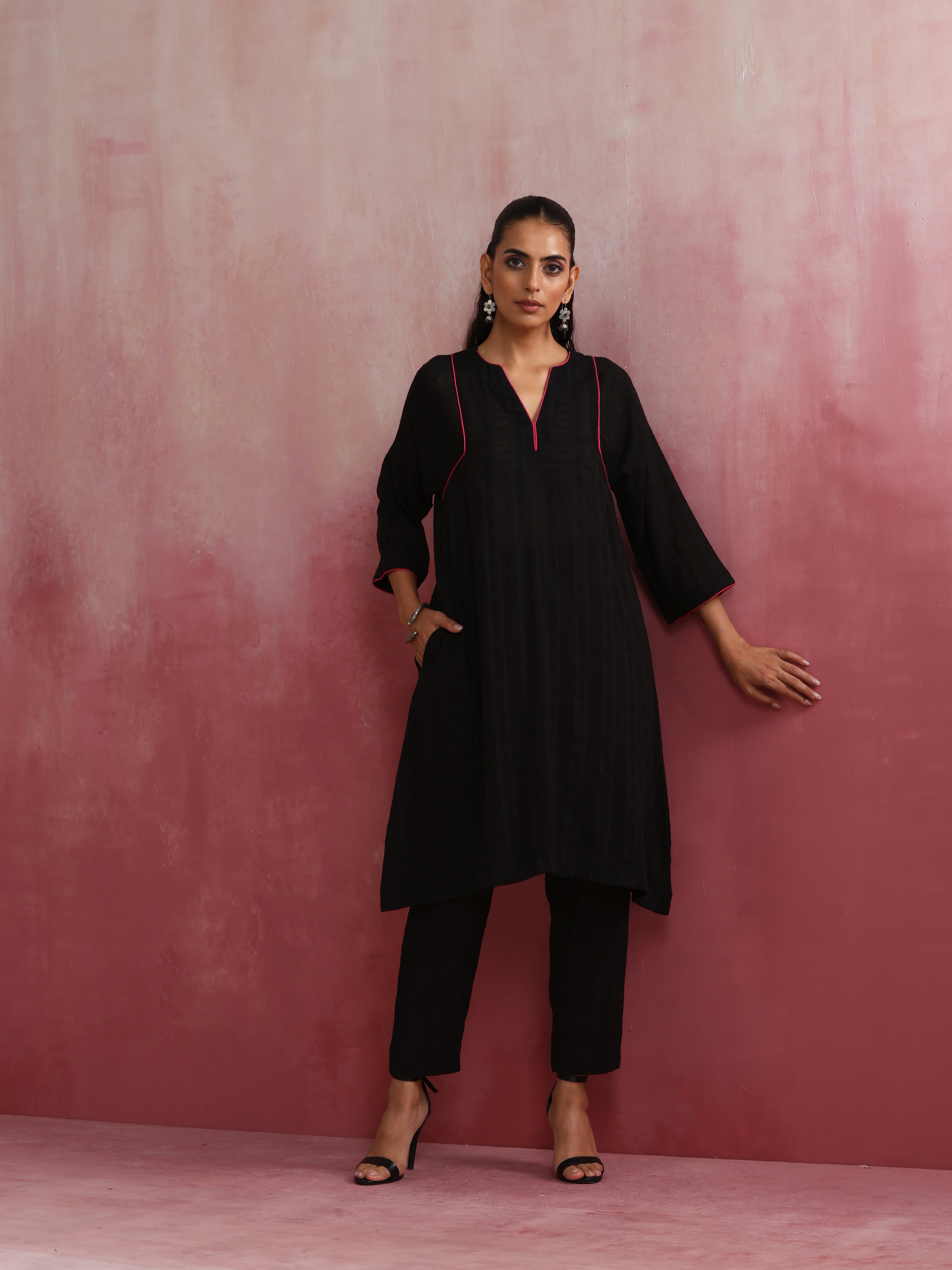 trueBrowns Black Cotton Dobby Kurta Co-ord set - Distacart