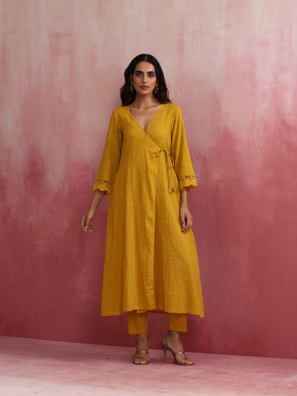 trueBrowns Mustard Cotton Dobby Kurta Set - Distacart