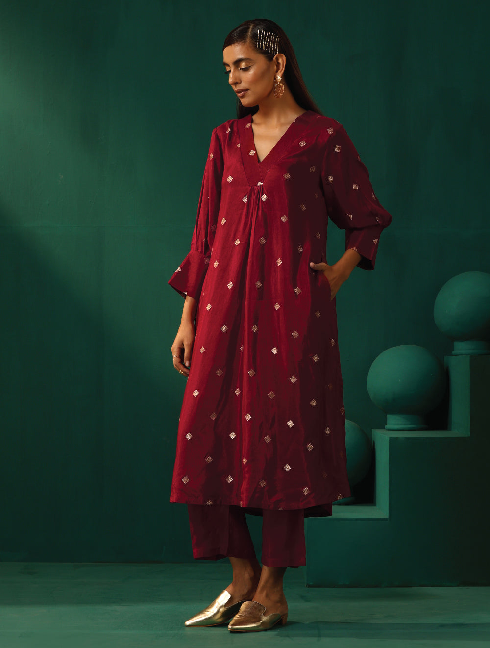 trueBrowns Maroon Diamond Viscose Silk Puff Sleeve Kurta Pant Set - Distacart