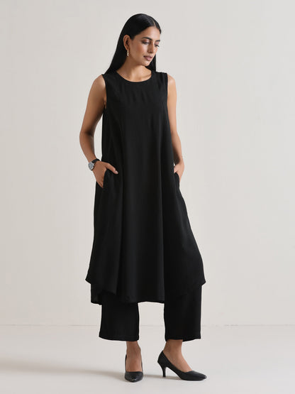 trueBrowns Black Panelled Co-ord Set - Distacart