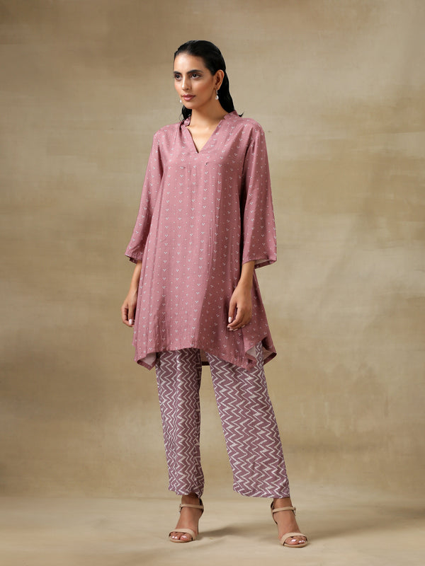 trueBrowns Dark Mauve Bandhani Printed Silk Collared Co-Ord Set - Distacart