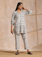 Thumbnail for trueBrowns Grey Dabu Buta Print Cotton V-Square Neck Co-Ord Set - Distacart