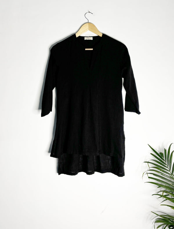 trueBrowns Black Slub Short Top