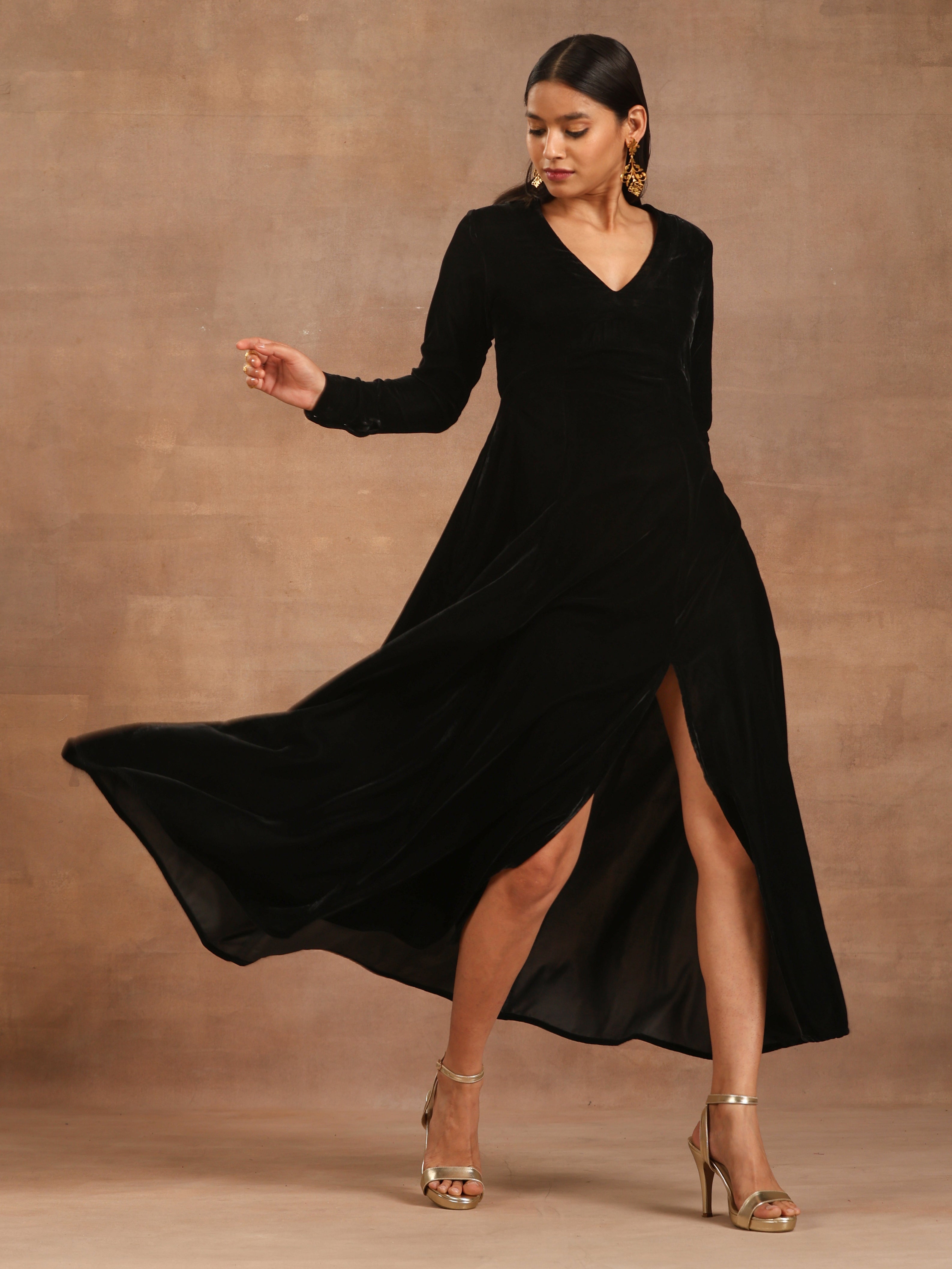 trueBrowns Black Velvet Dress - Distacart