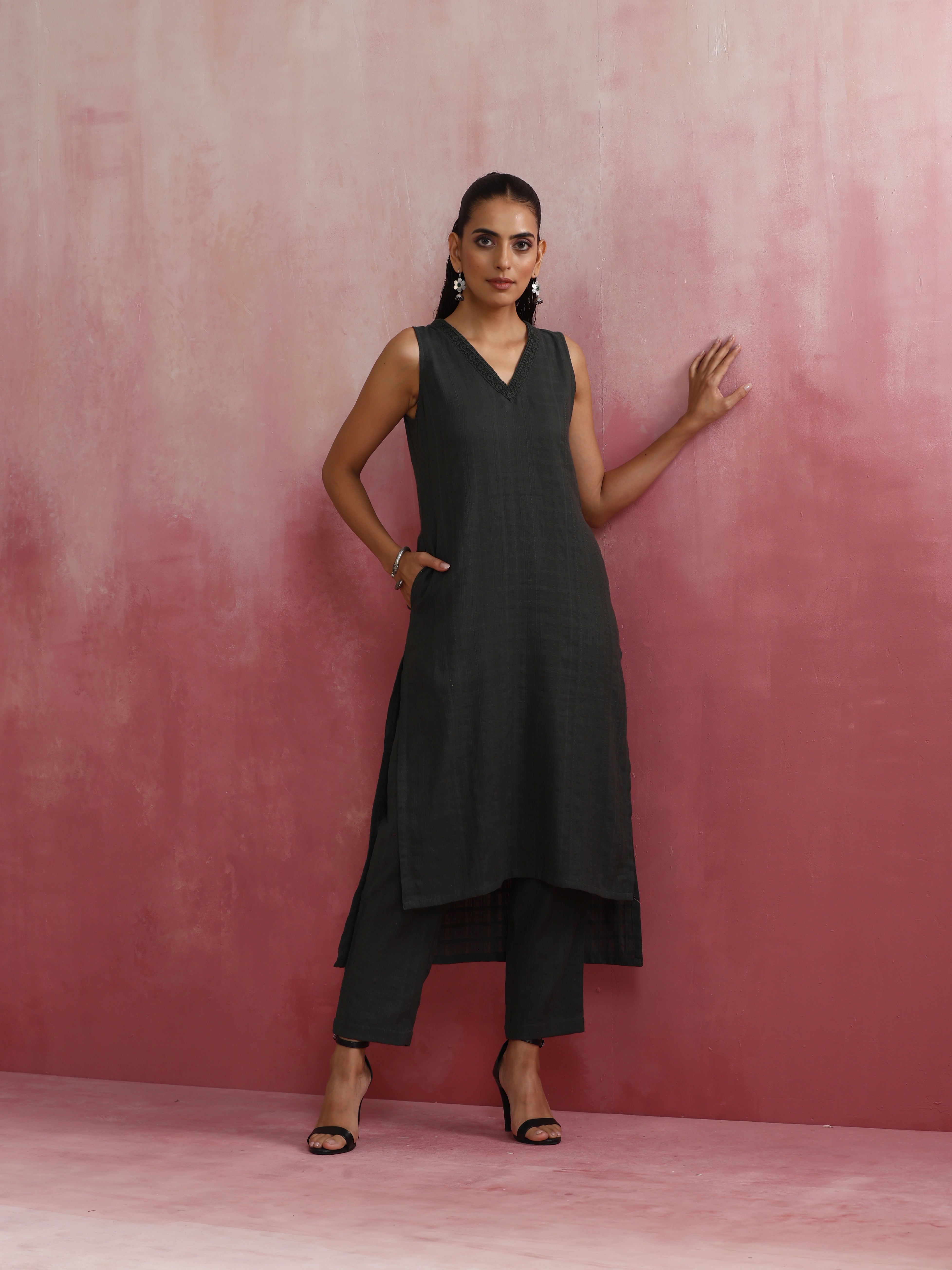 trueBrowns Dark Olive Green Cotton Dobby Kurta Set - Distacart