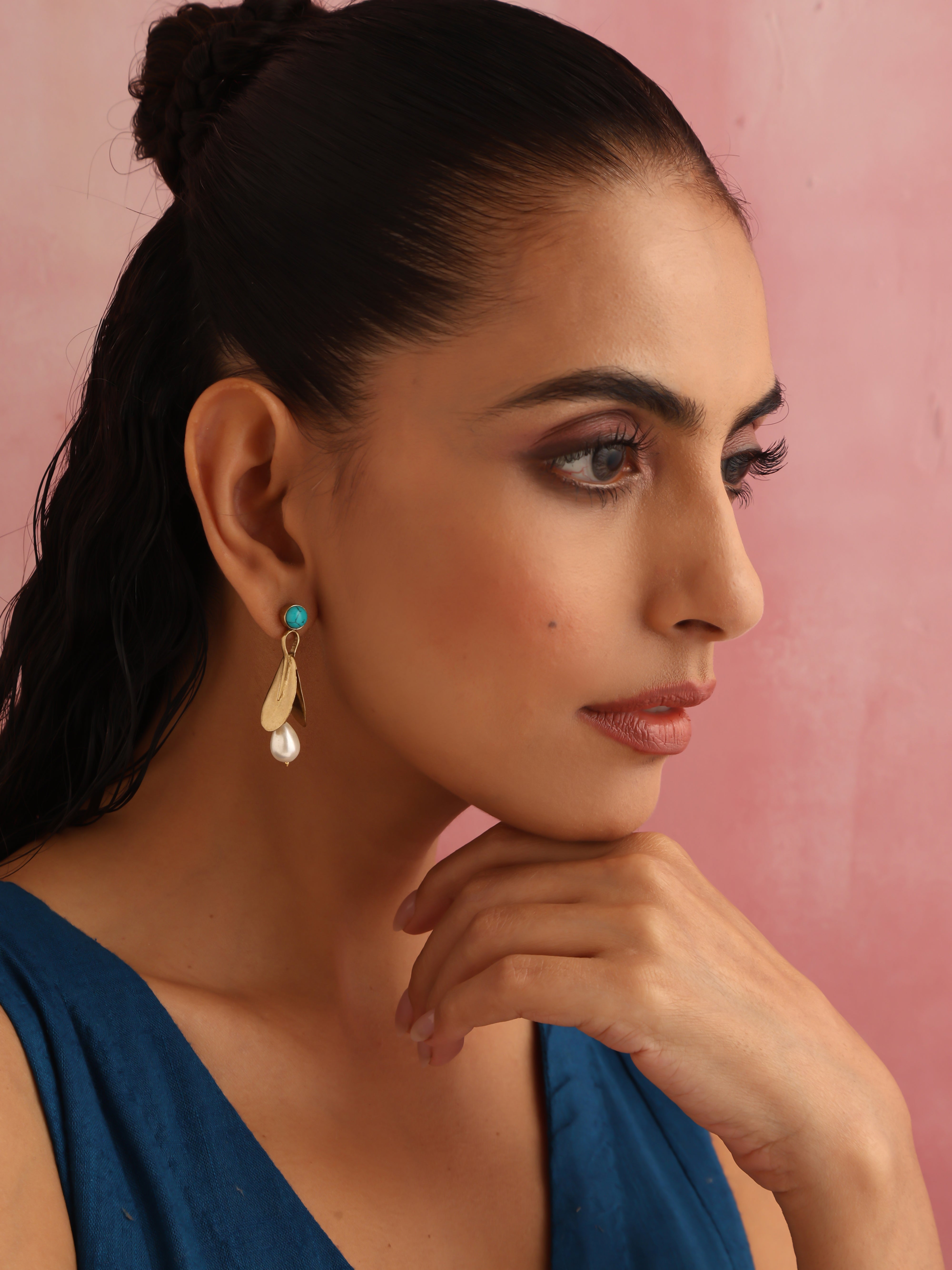 trueBrowns Brass Pearl Drop Earrings - Distacart