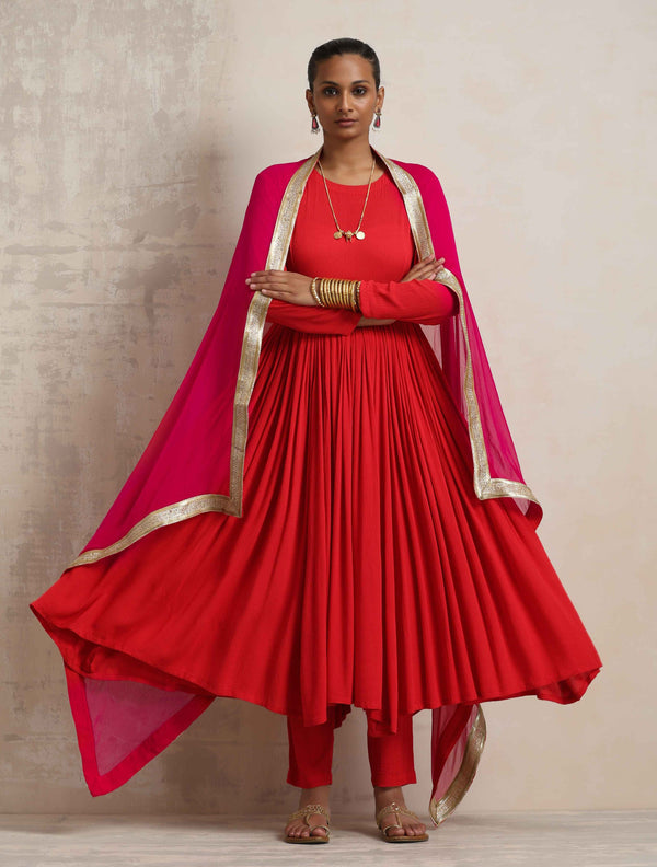 trueBrowns Red Crinkle Anarkali Kurta Pant Dupatta Set - Distacart