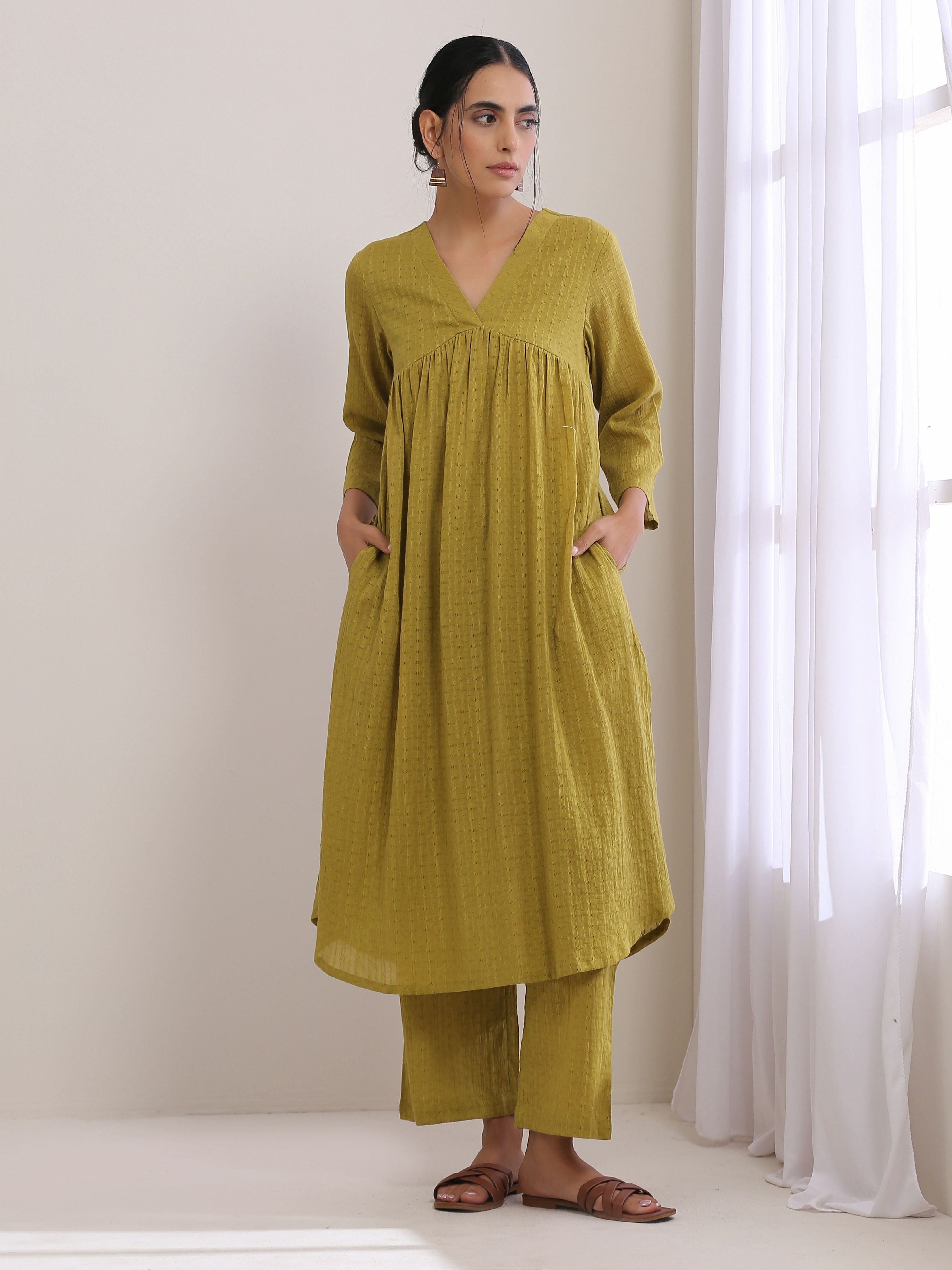 trueBrowns Avacado Green Dobby Flared Slit Kurta Pant Set - Distacart