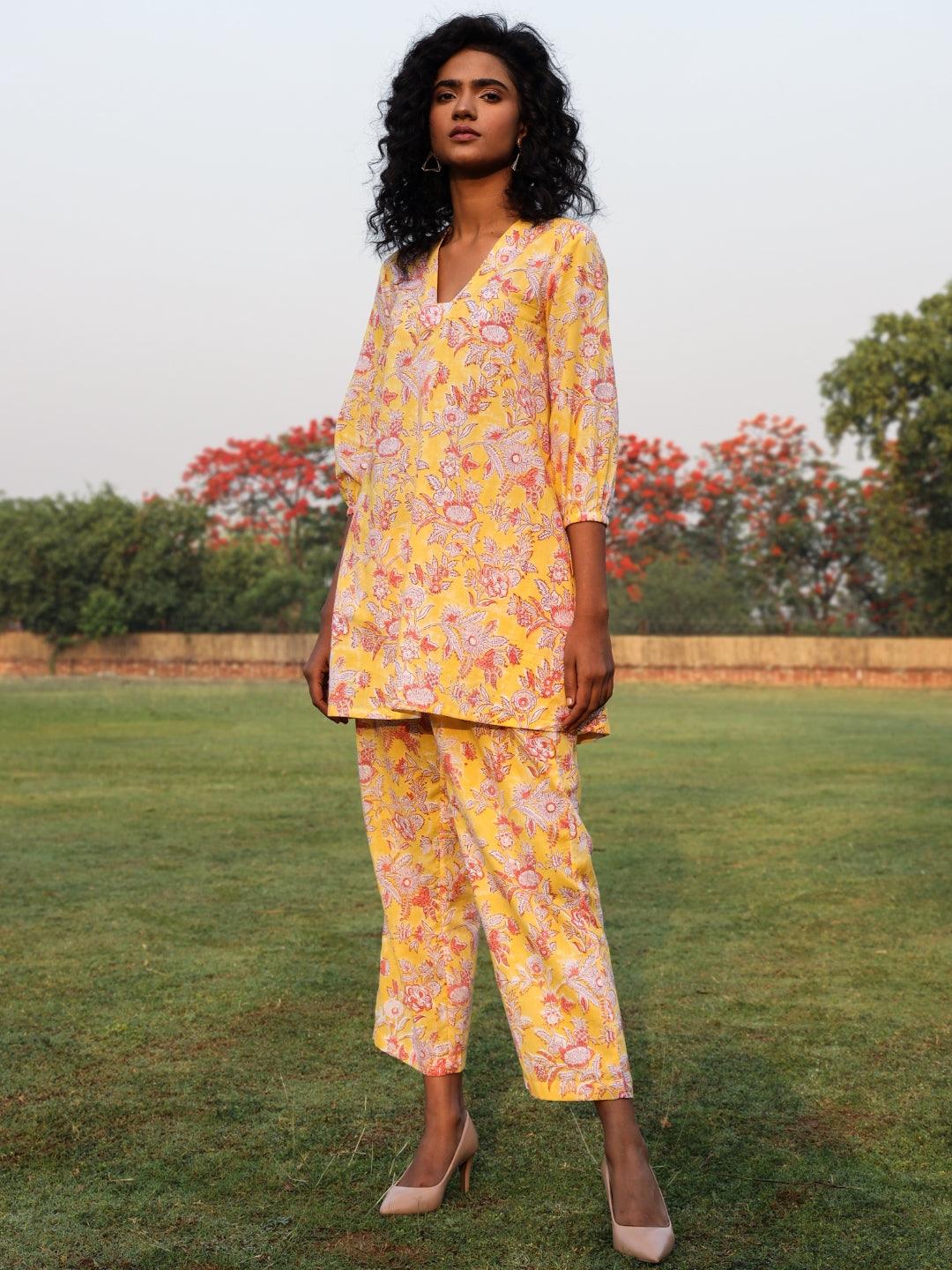 trueBrowns Yellow Cotton Block Print V-Square Neck Co-Ord Set - Distacart