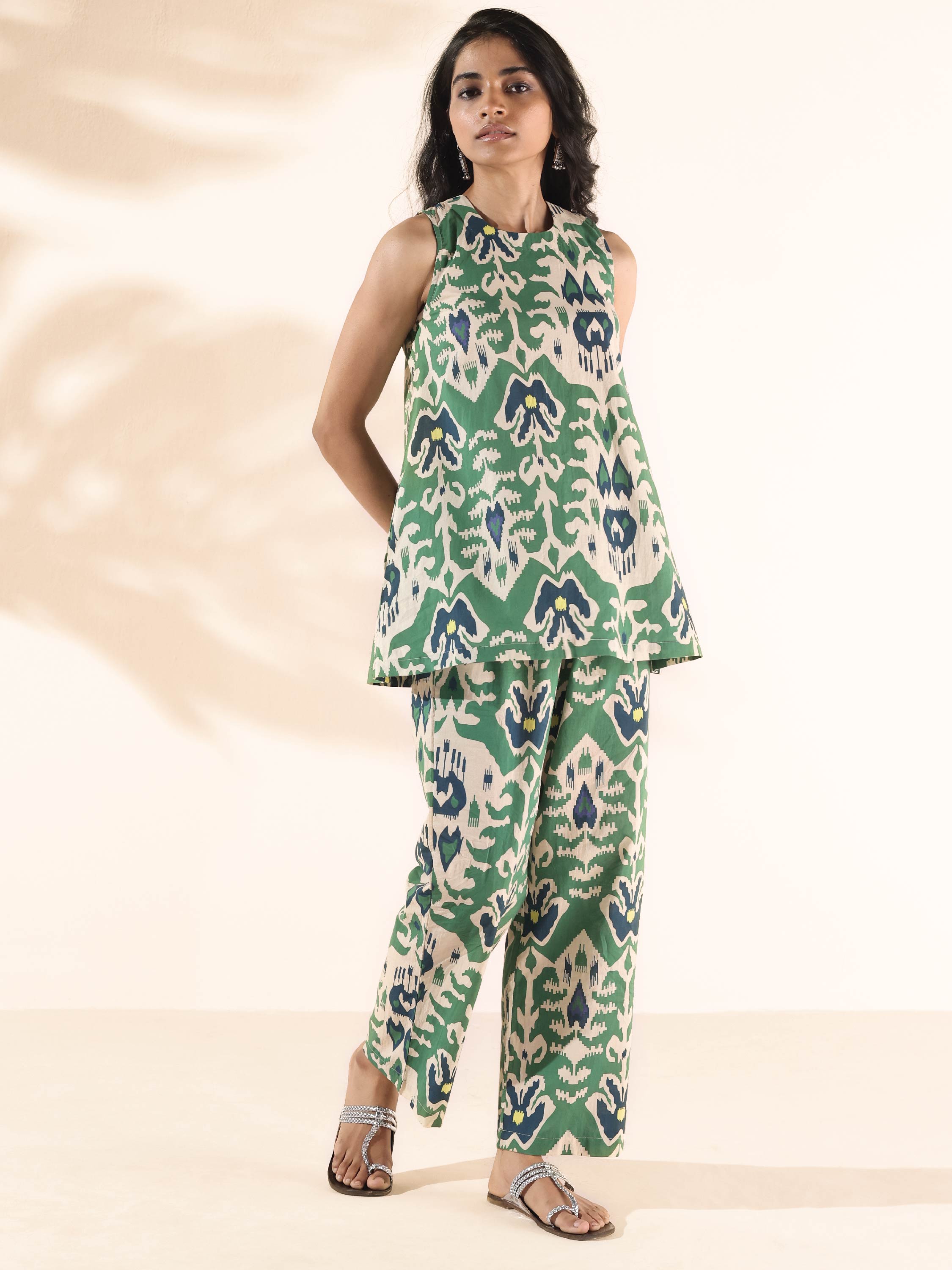 trueBrowns Green Cotton Ikat Sleeveless Co-ord Set - Distacart