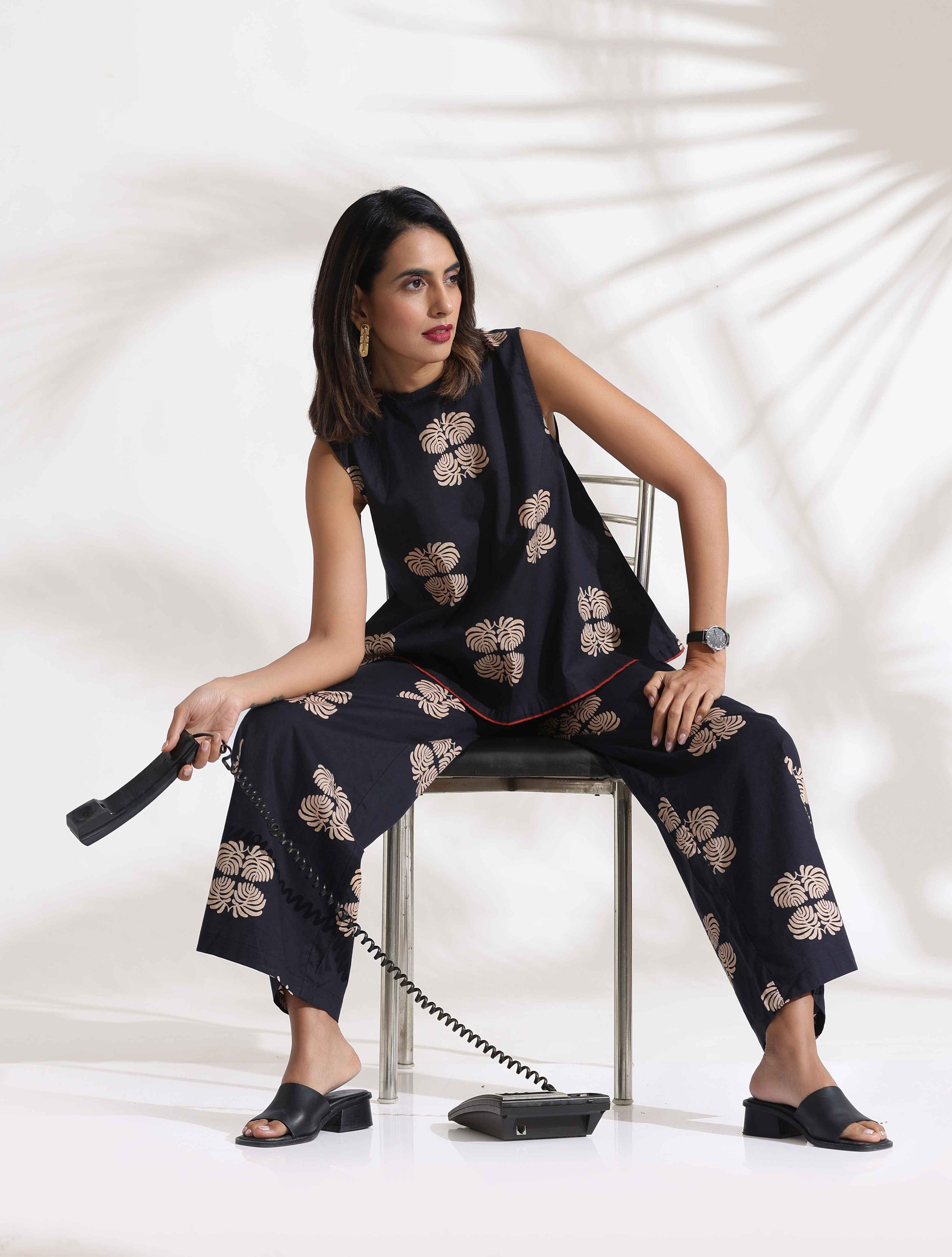 trueBrowns Black Cotton Print Top & Flared Pants Co-ord Set - Distacart