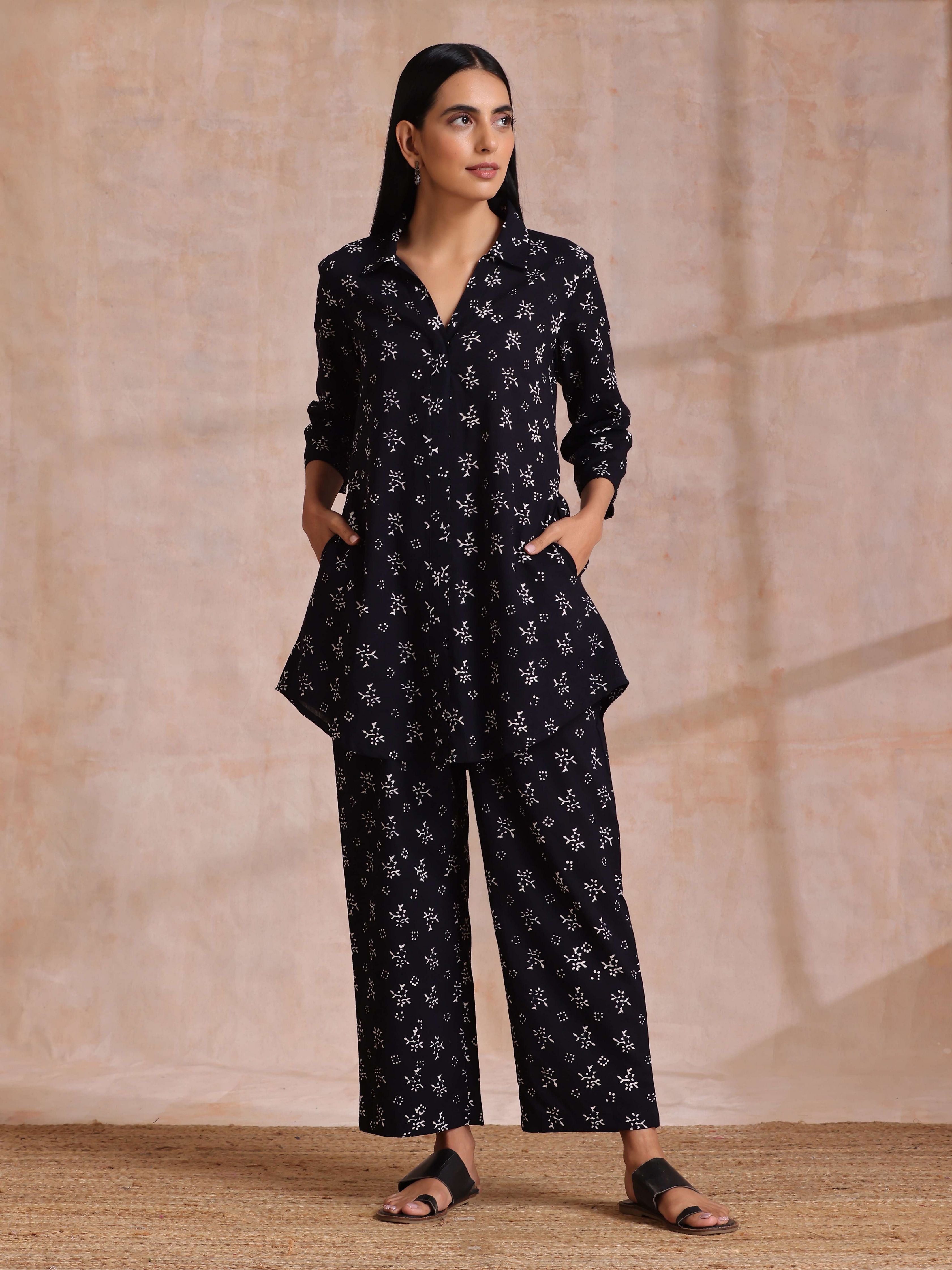 trueBrowns Black White Floral Print Cotton Collar Short Co-Ord Set - Distacart