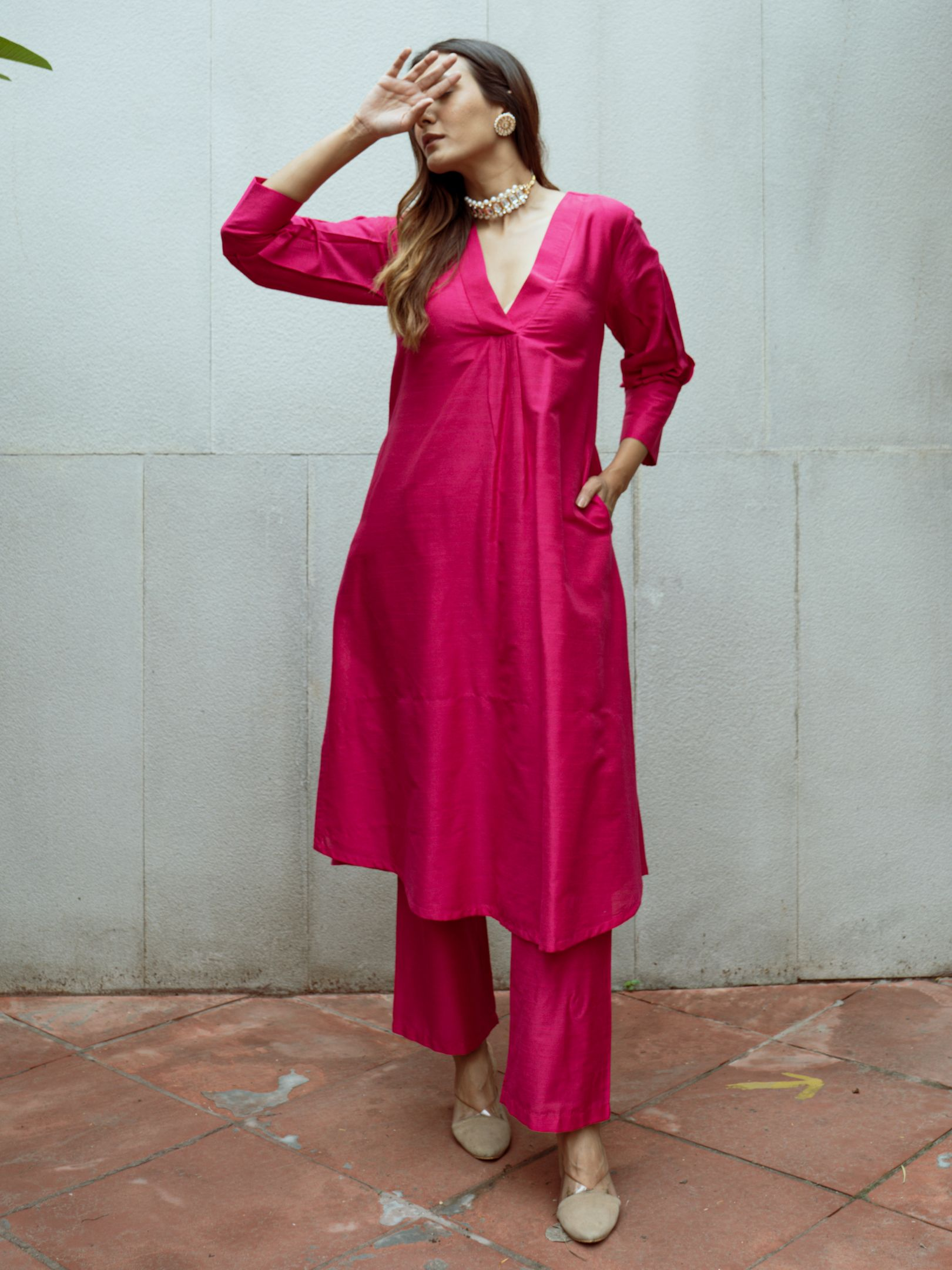 trueBrowns Pink Dupion Silk Puff Sleeve Kurta Pant Set - Distacart