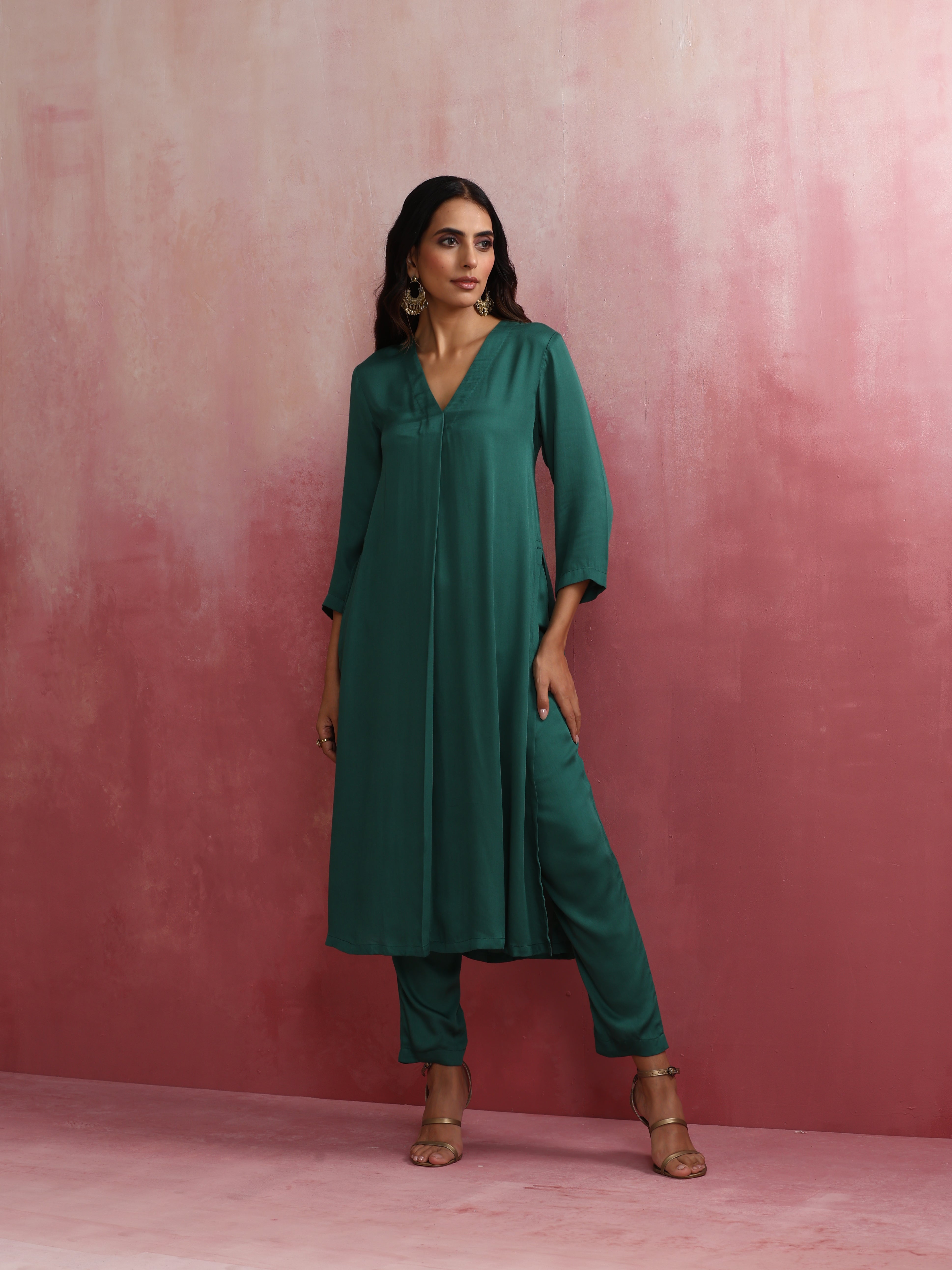 trueBrowns Green Modal Pleated Kurta Set - Distacart