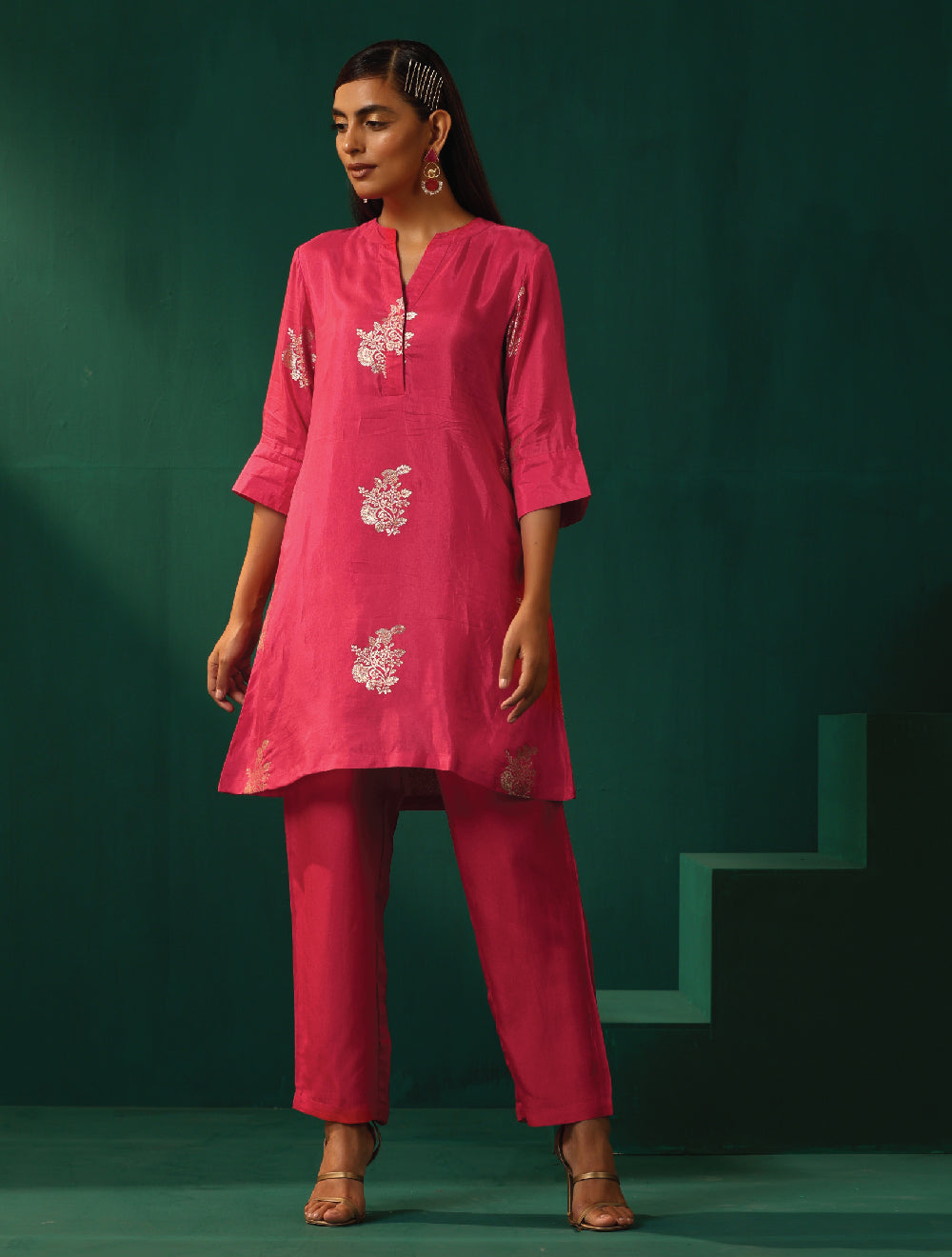 trueBrowns Pink Floral Viscose Silk Round Neck Co-ord Set - Distacart