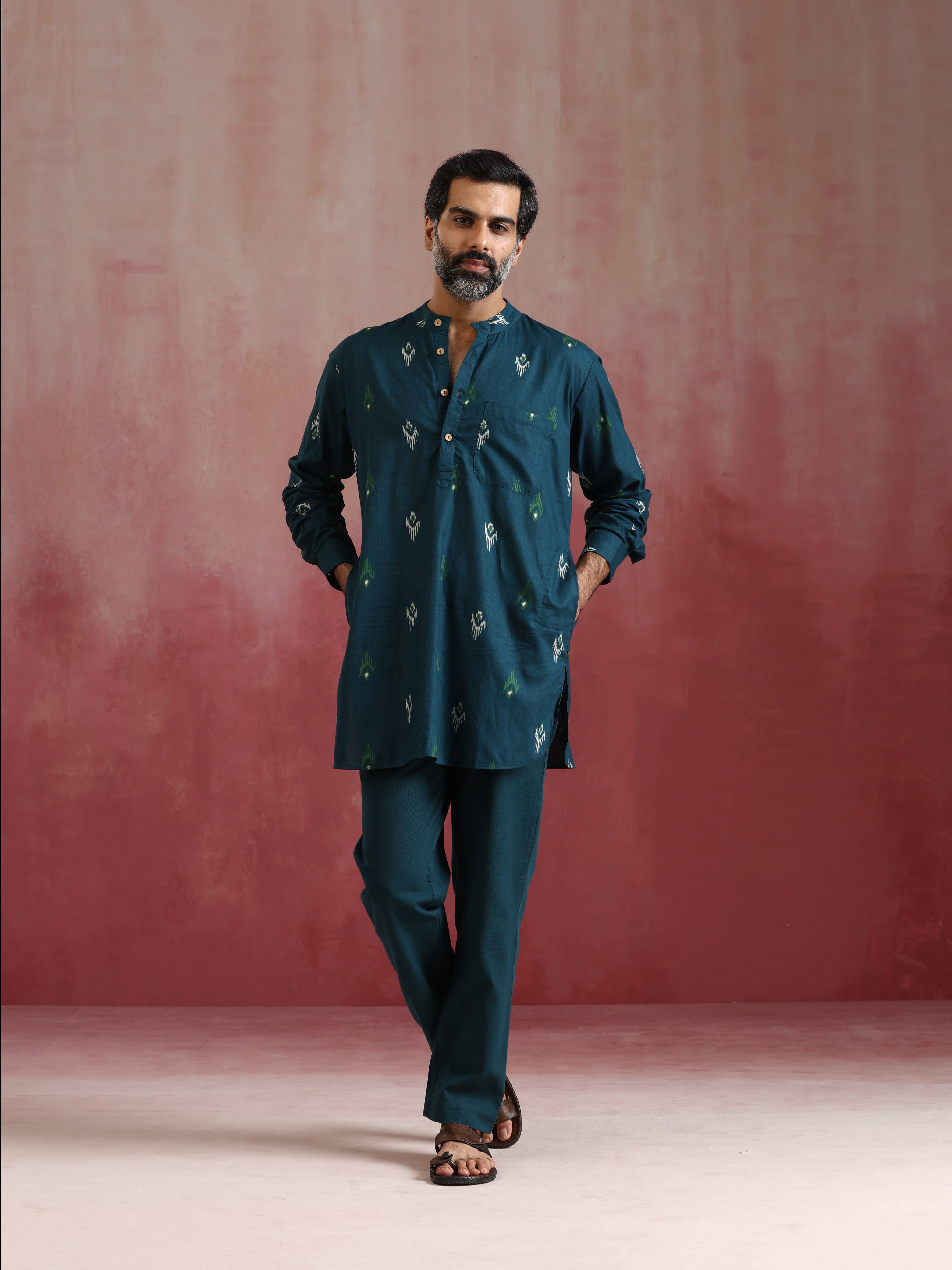 trueBrowns Men's Blue Ikat Print Mandarin Collar Kurta Co-ord set - Distacart